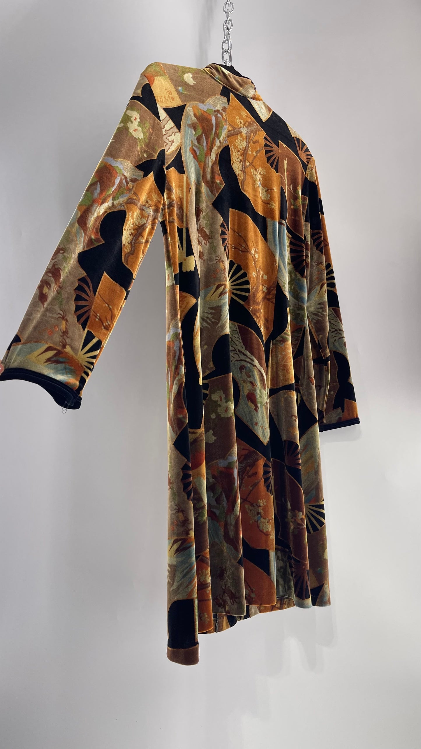 Vintage CLIO 1990s Black Velvet/Velour Fan Patterned Duster Coat (Medium)