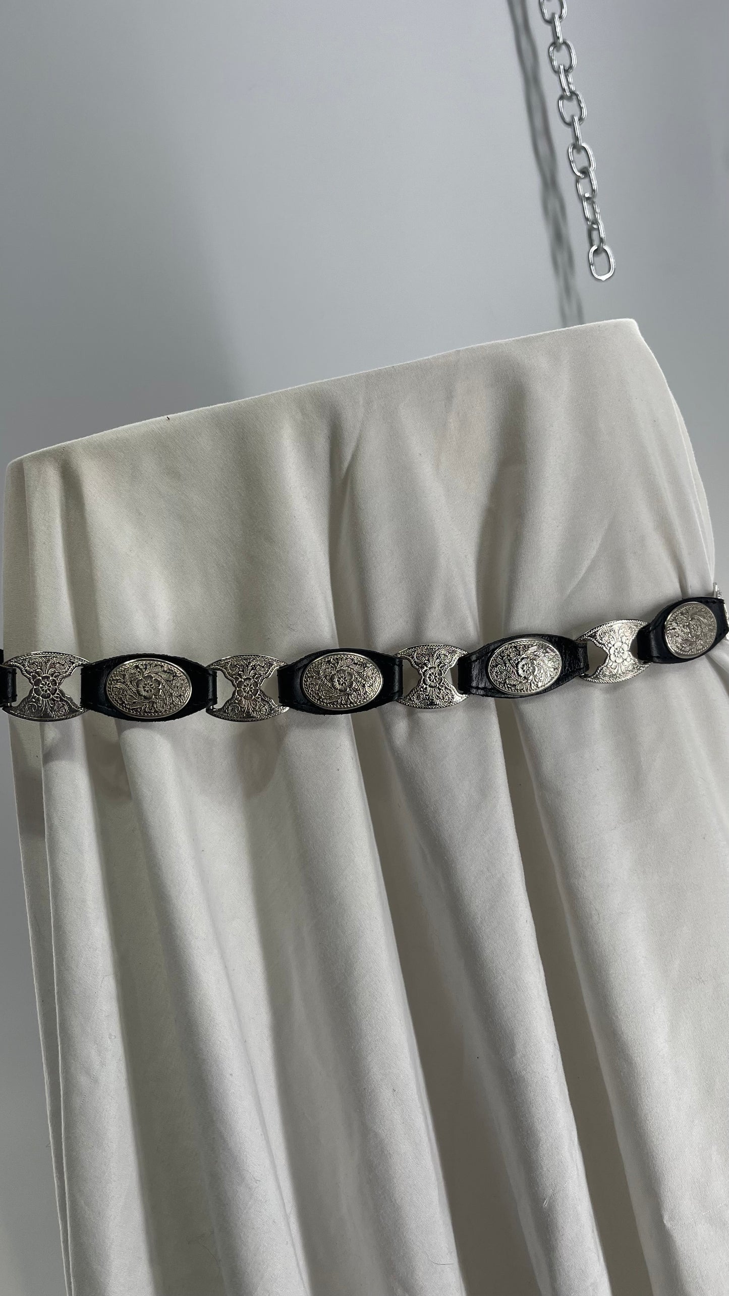 Vintage Genuine Leather Silver Conch Medallion Belt (Large)
