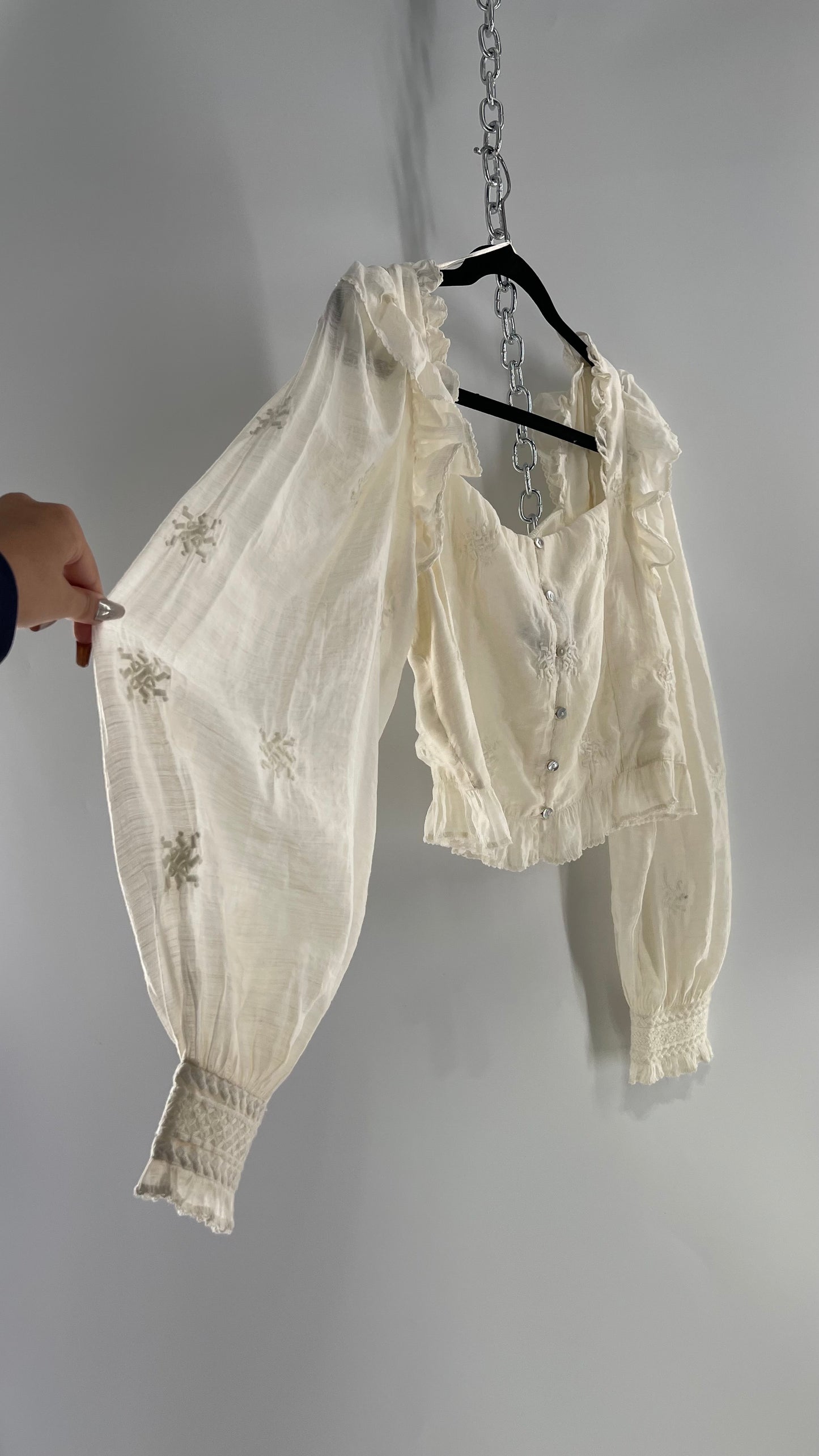 Free People White Cotton Bubble Sleeve Blouse with Embroidered Details (Medium)