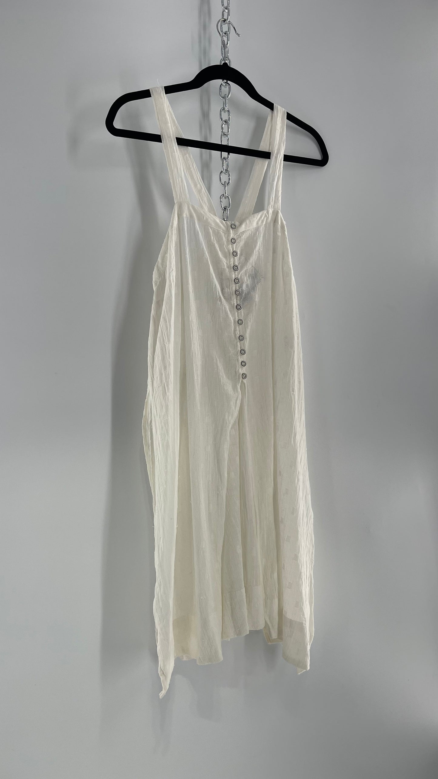 Anthropologie White Sweeping and Vented Button Front Tank (Large)