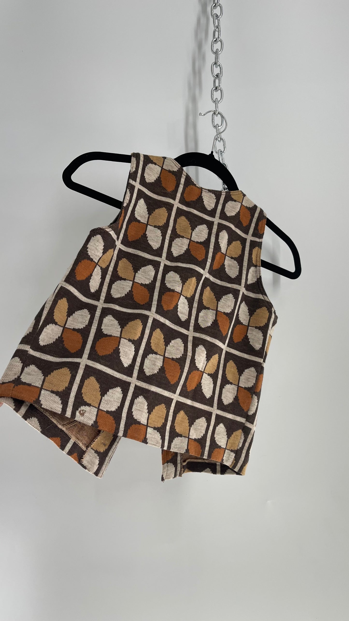 Vintage 1970s Palena Knitwear Brown, 95% Wool Cropped Button Front Pocketed Vest Top (Small)