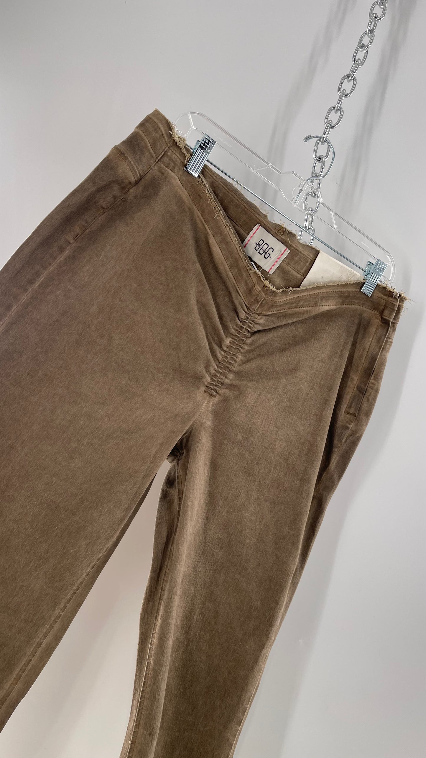 BDG Brown Scrunch Front Kick Flare Bell Bottoms with Side Zipper (33)