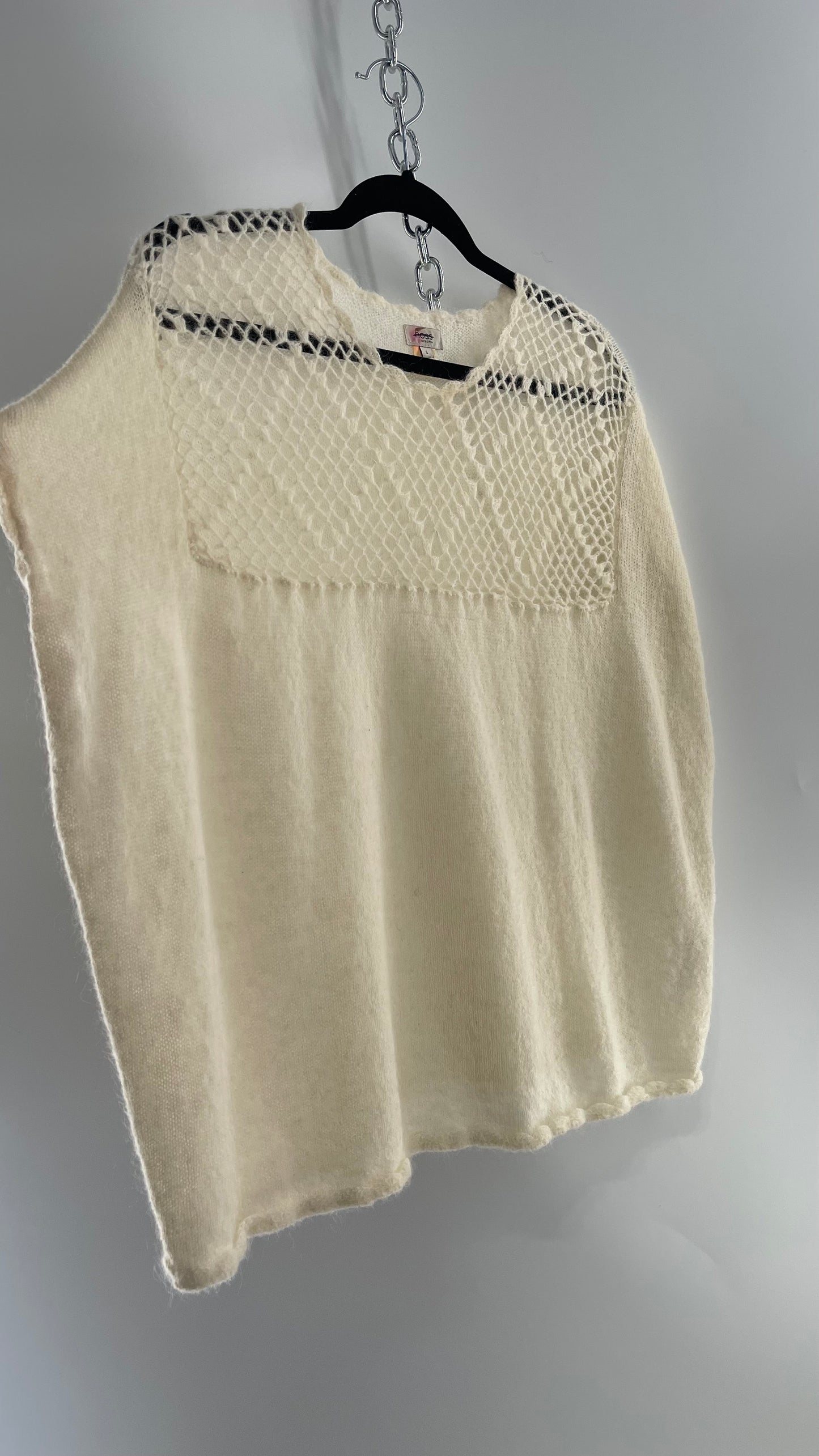 hoss intropia Cream Off White Knit Slouchy Sweater Vest with Netted Bust 30% Wool 25% Mohair Anthropologie (Small)