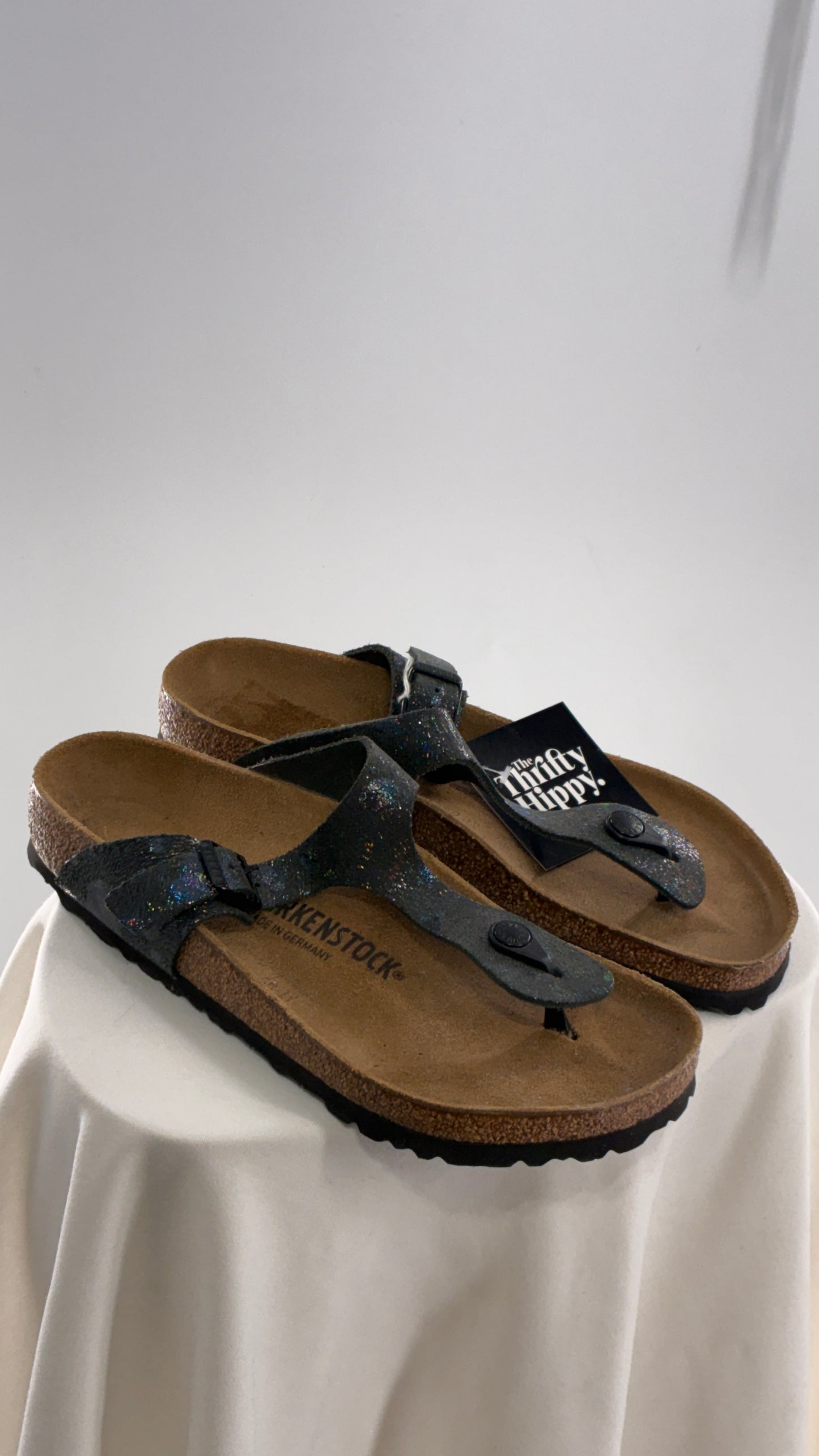 BIRKENSTOCK Sandal Iridescent Navy Thong Sandal with Tags Attached (40)