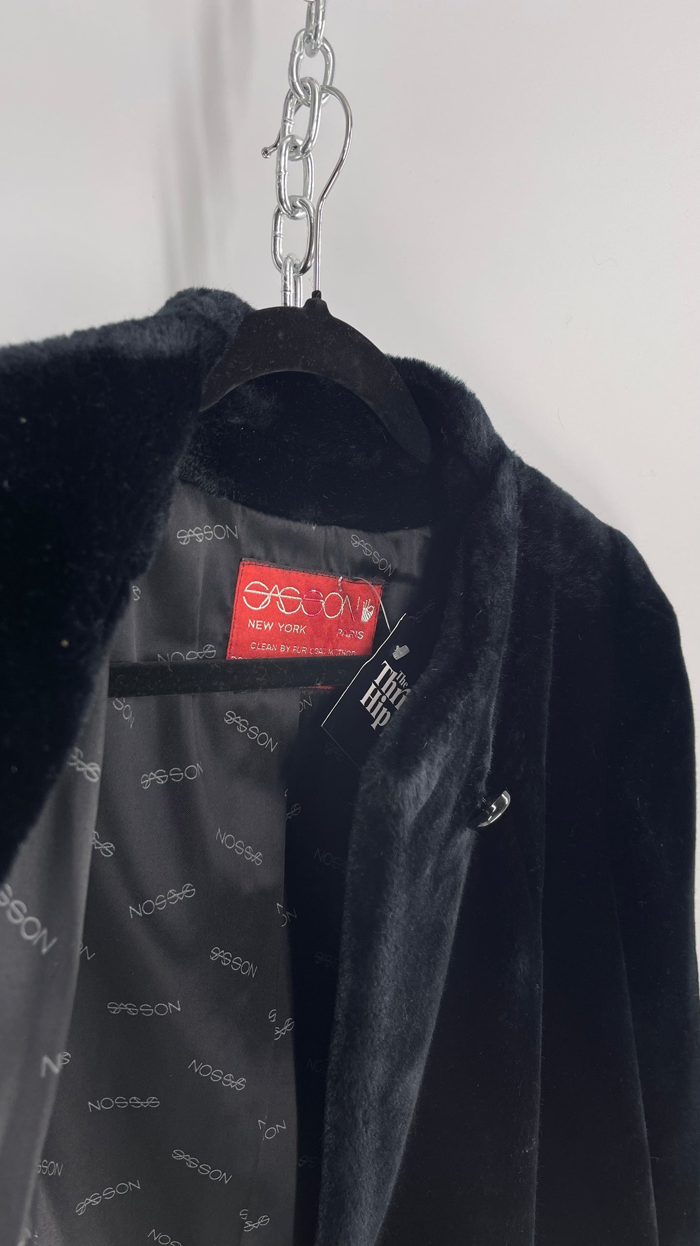 Vintage SASSON Black Faux Fur Coat with Embroidered Leather Patch Detail (Small)