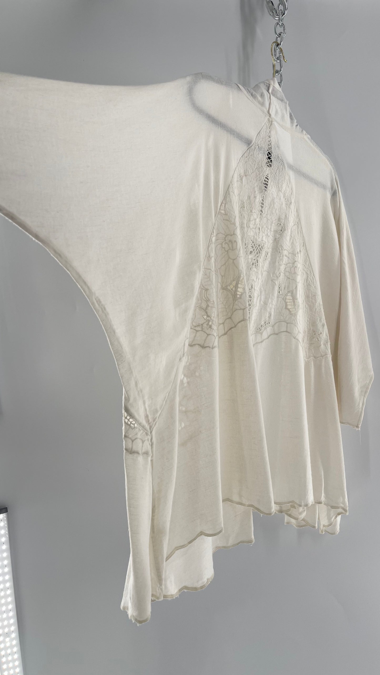 Intimately Free People Linen/Cotton White Cape with Embroidery Design (Medium)