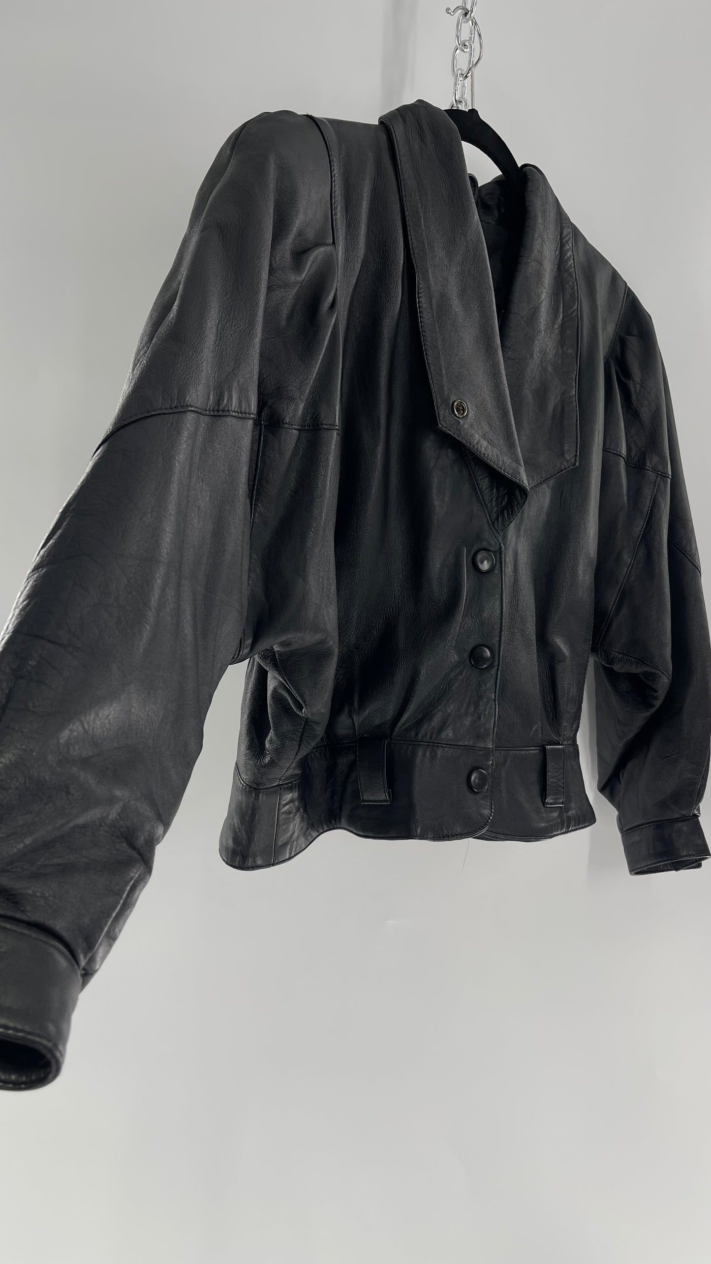 Vintage Black Leather Cropped Motorcycle Jacket (Medium)