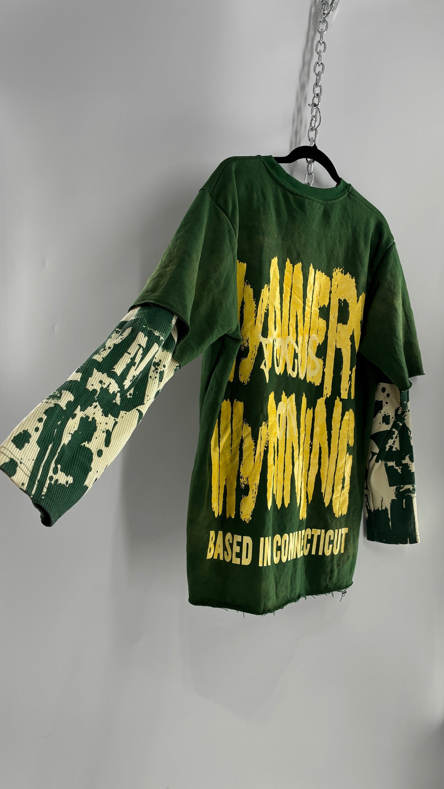 WYN Green Paint Splattered Henley/Baggy T Shirt Men’s Long Sleeve (XXXL)