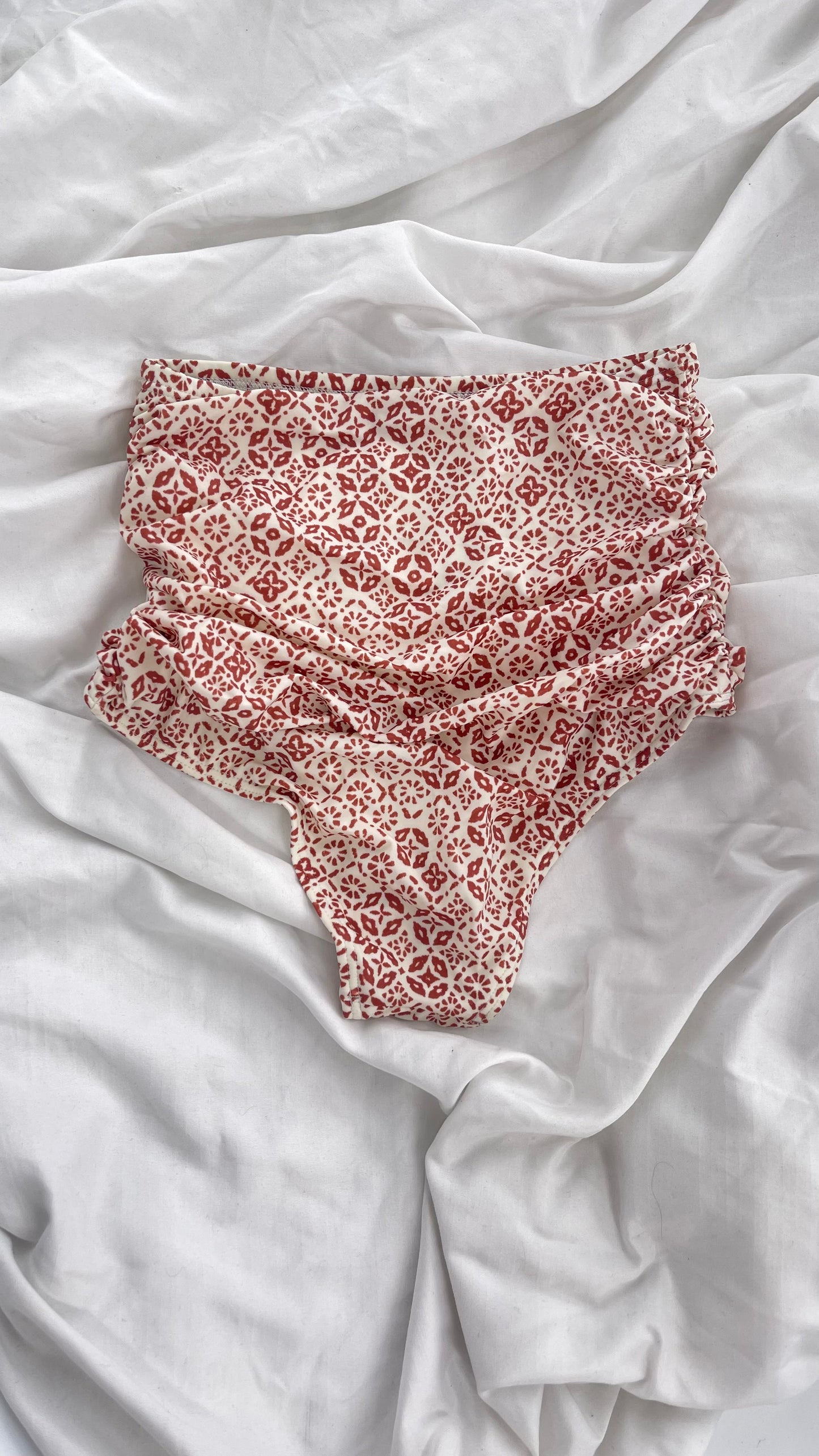 Urban Outfitters Out From Under Ruched High Waist Swim Bottoms (Small)