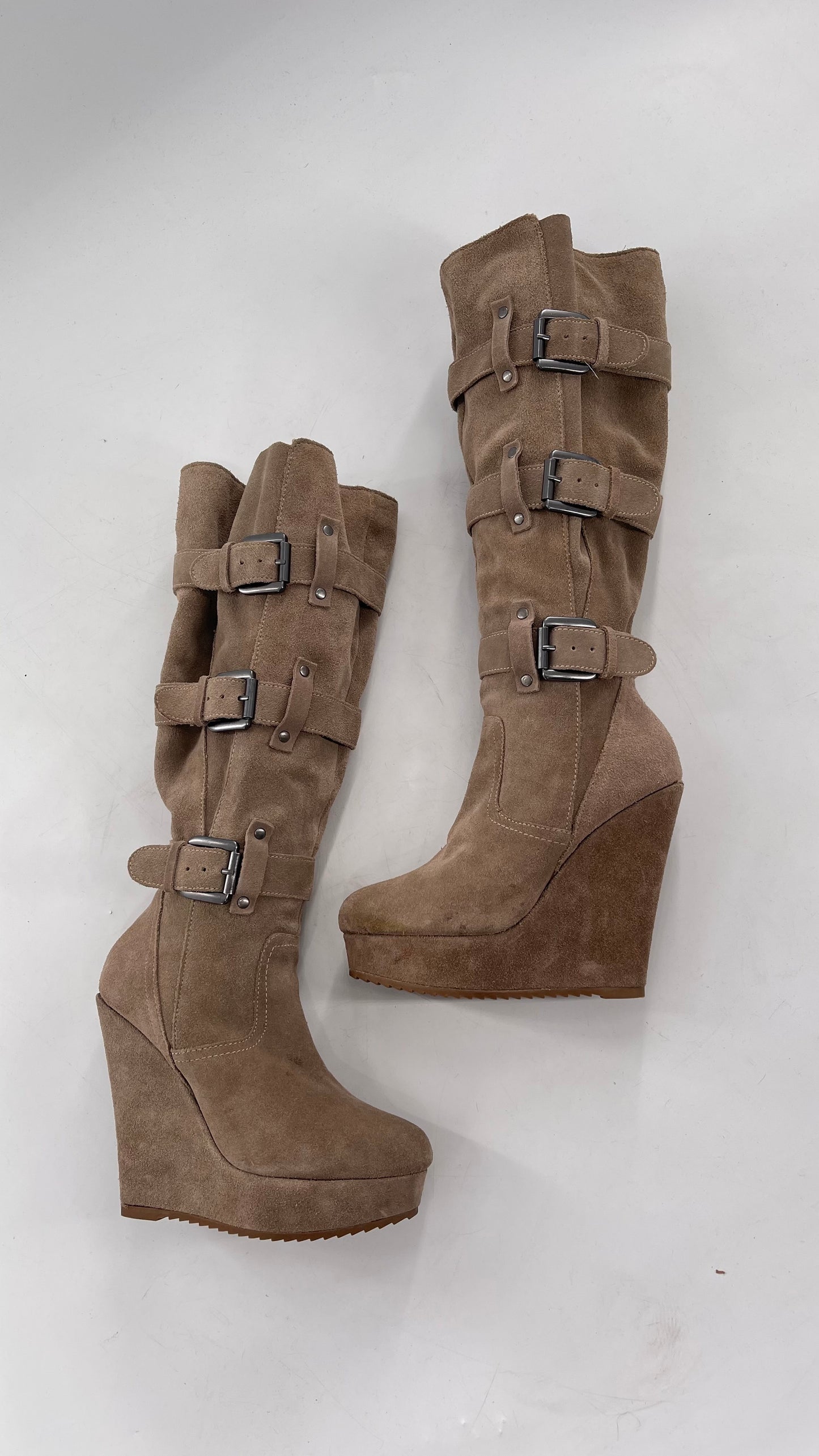 Vintage Bakers Genuine Suede Leather Gray/Tan Wedge Platform Knee High Boots with Gun Metal Buckles (6)