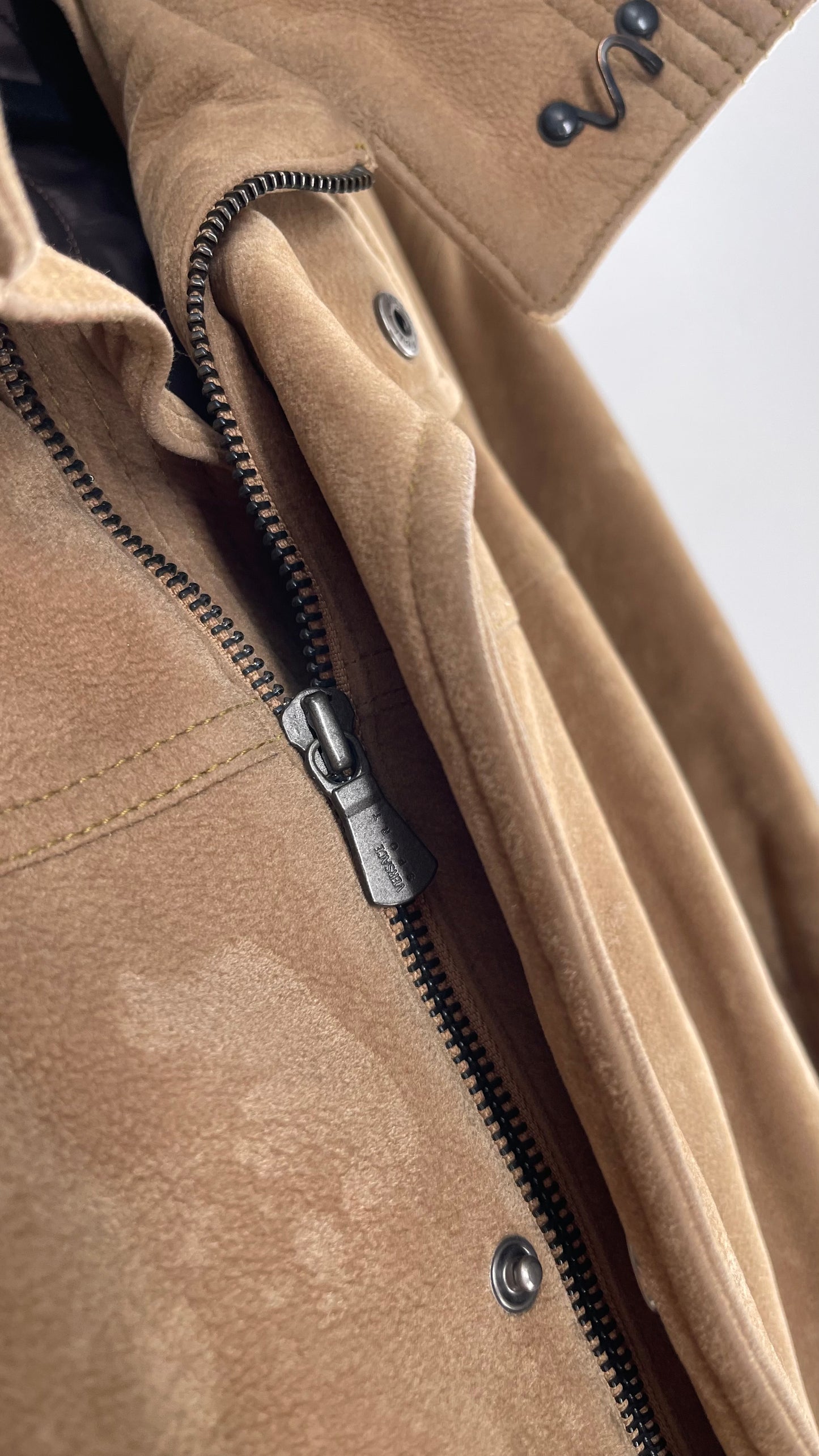 Vintage Men’s VERSACE Sport Camel Vegan Suede Jacket (XL)
