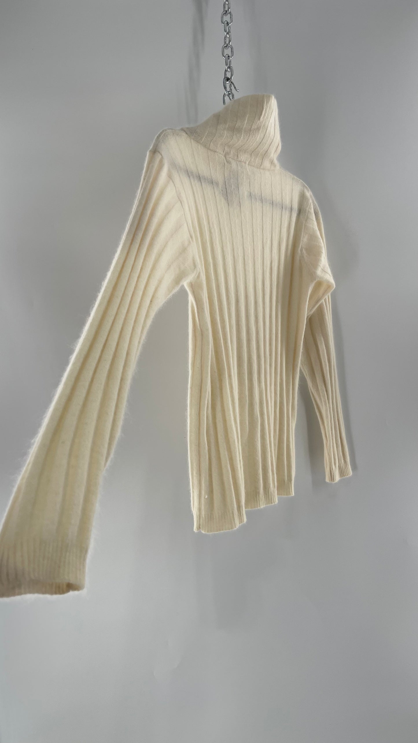 Vintage Ellen Tracy 70% Lamb Wool 20% Rabbit Turtle Neck Sweater (S)