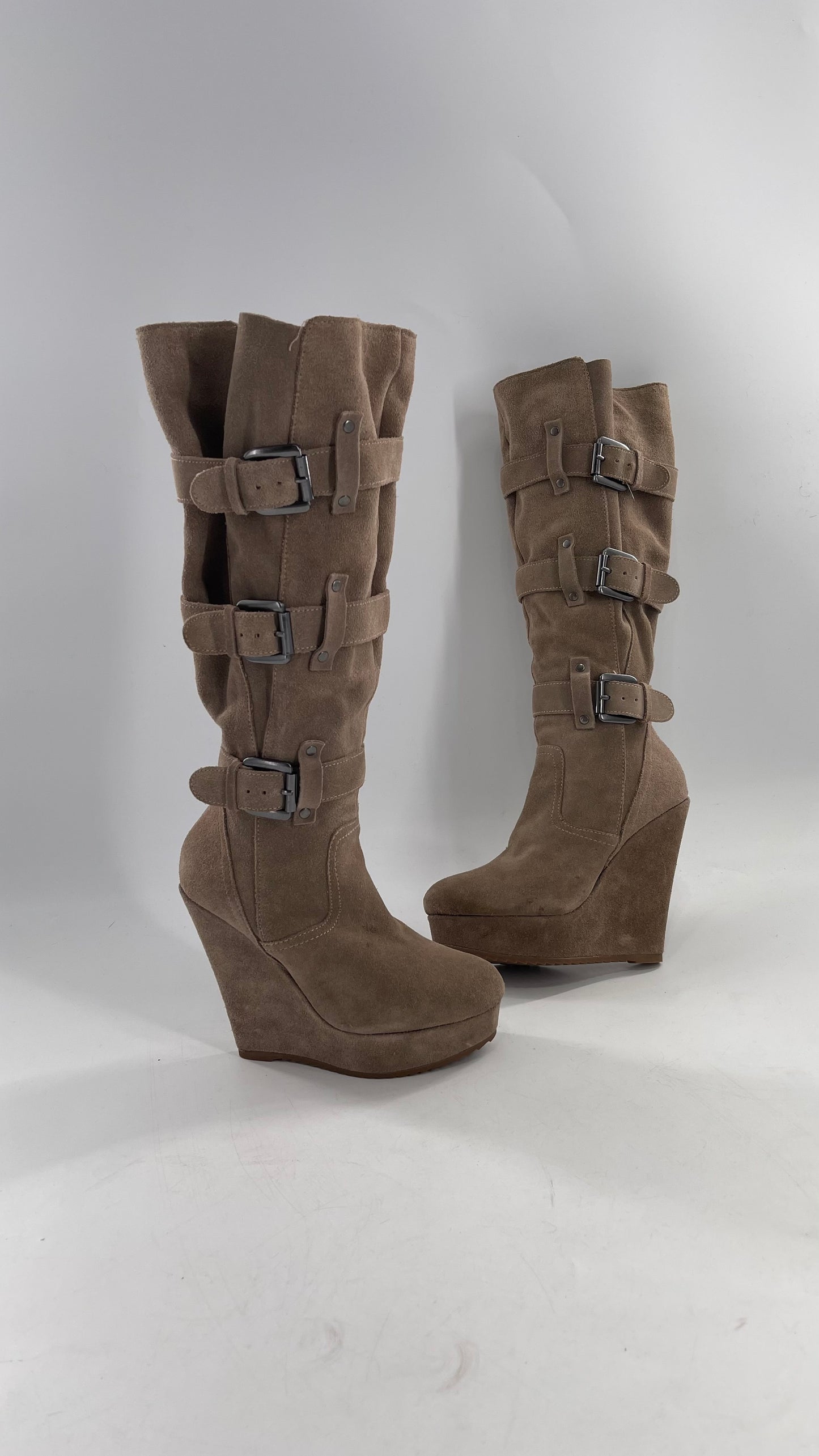 Vintage Bakers Genuine Suede Leather Gray/Tan Wedge Platform Knee High Boots with Gun Metal Buckles (6)