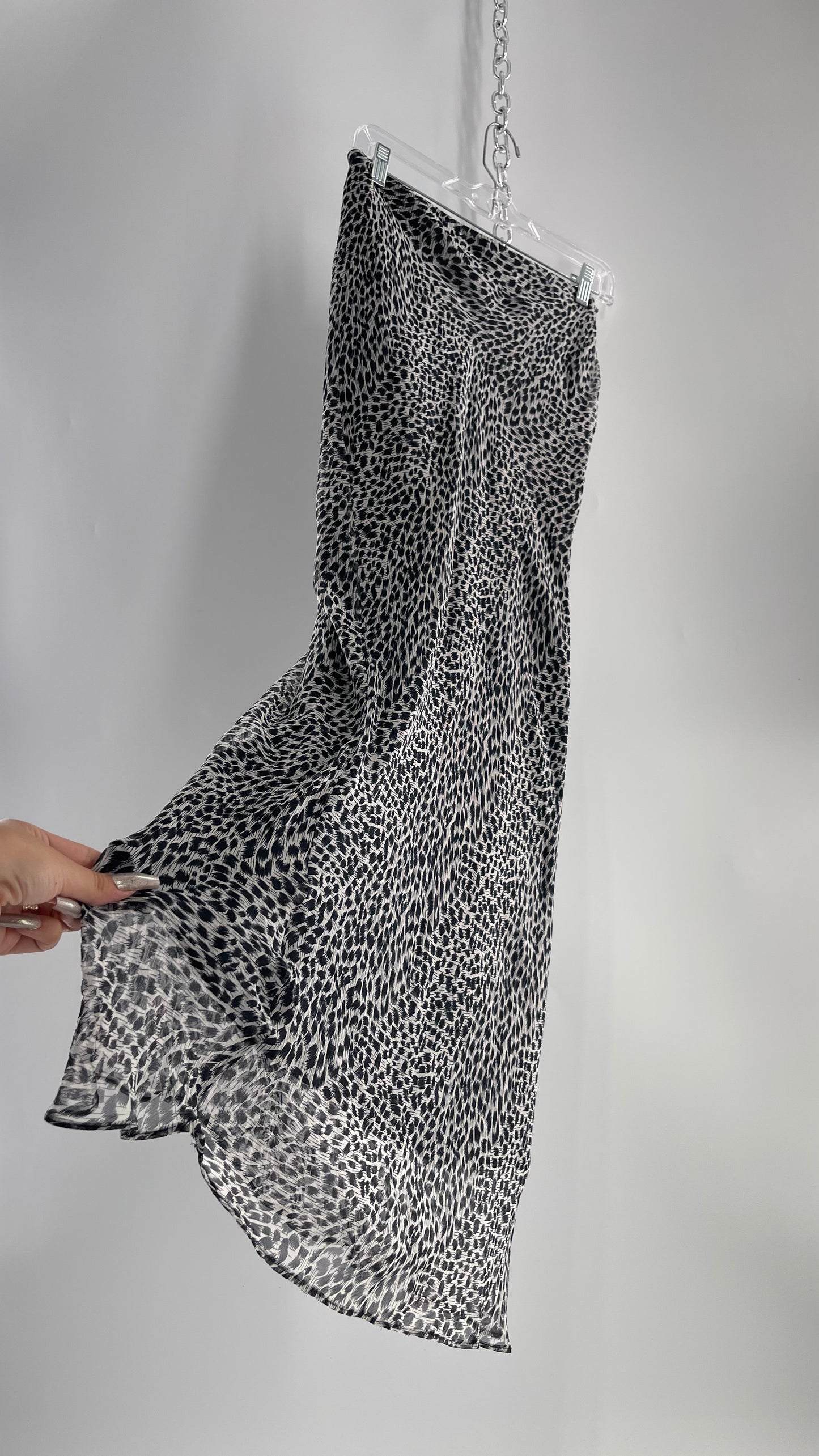 Vintage 100% Silk Leopard Print Grayish Blue Slinky Tube Maxi Skirt (6)