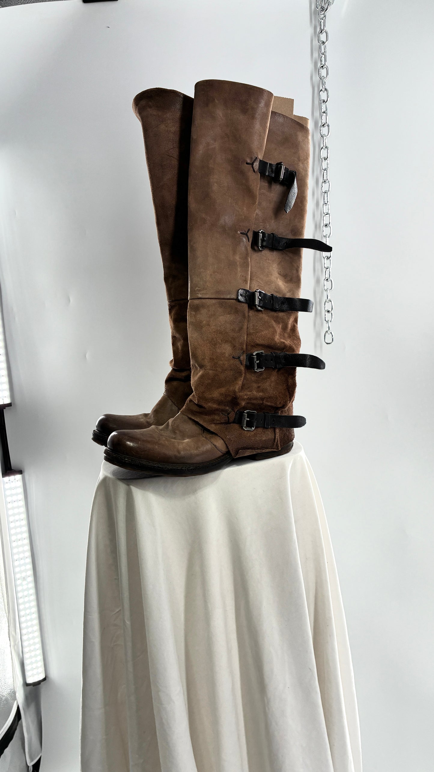 Tatum Over the Knee AS98 Distressed Worn Boots (41)