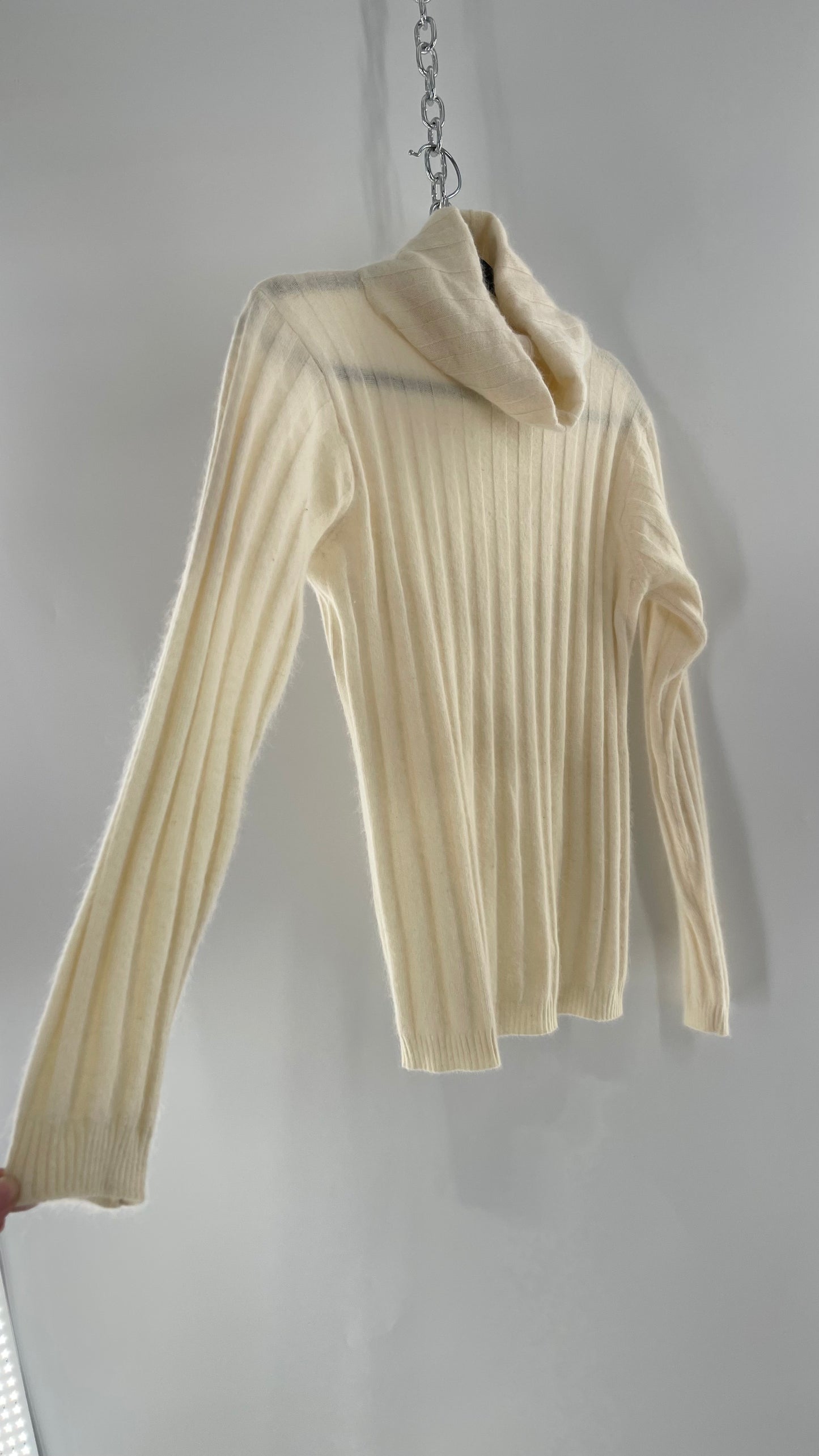 Vintage Ellen Tracy 70% Lamb Wool 20% Rabbit Turtle Neck Sweater (S)