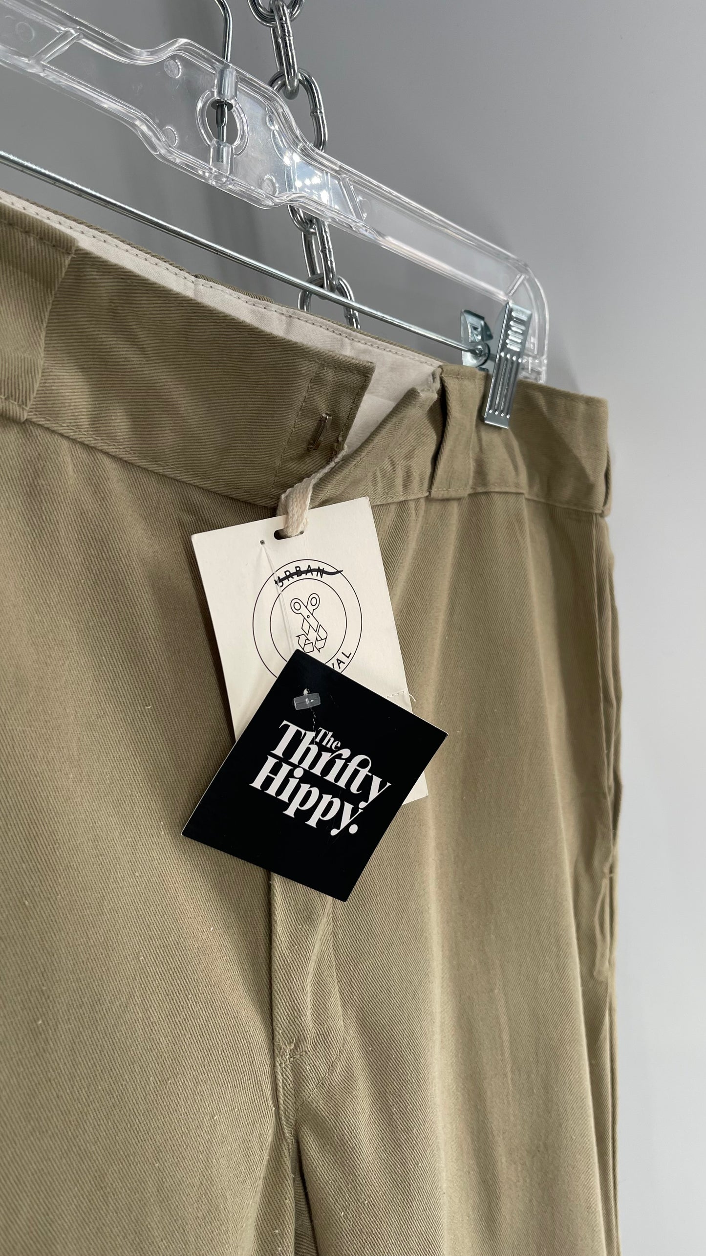 Urban Outfitters Urban Renewal Khaki Trouser (32)