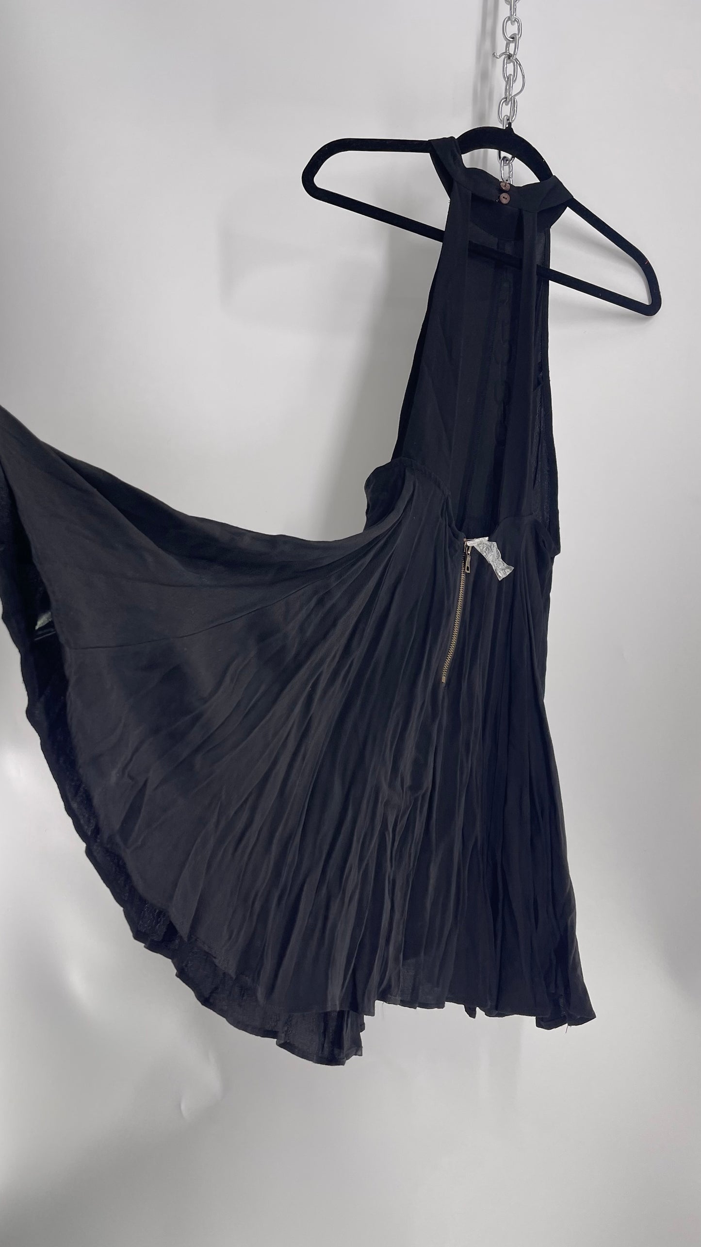 Kimchi Blue Black Voluminous Mini with Open Back Detail (Small)