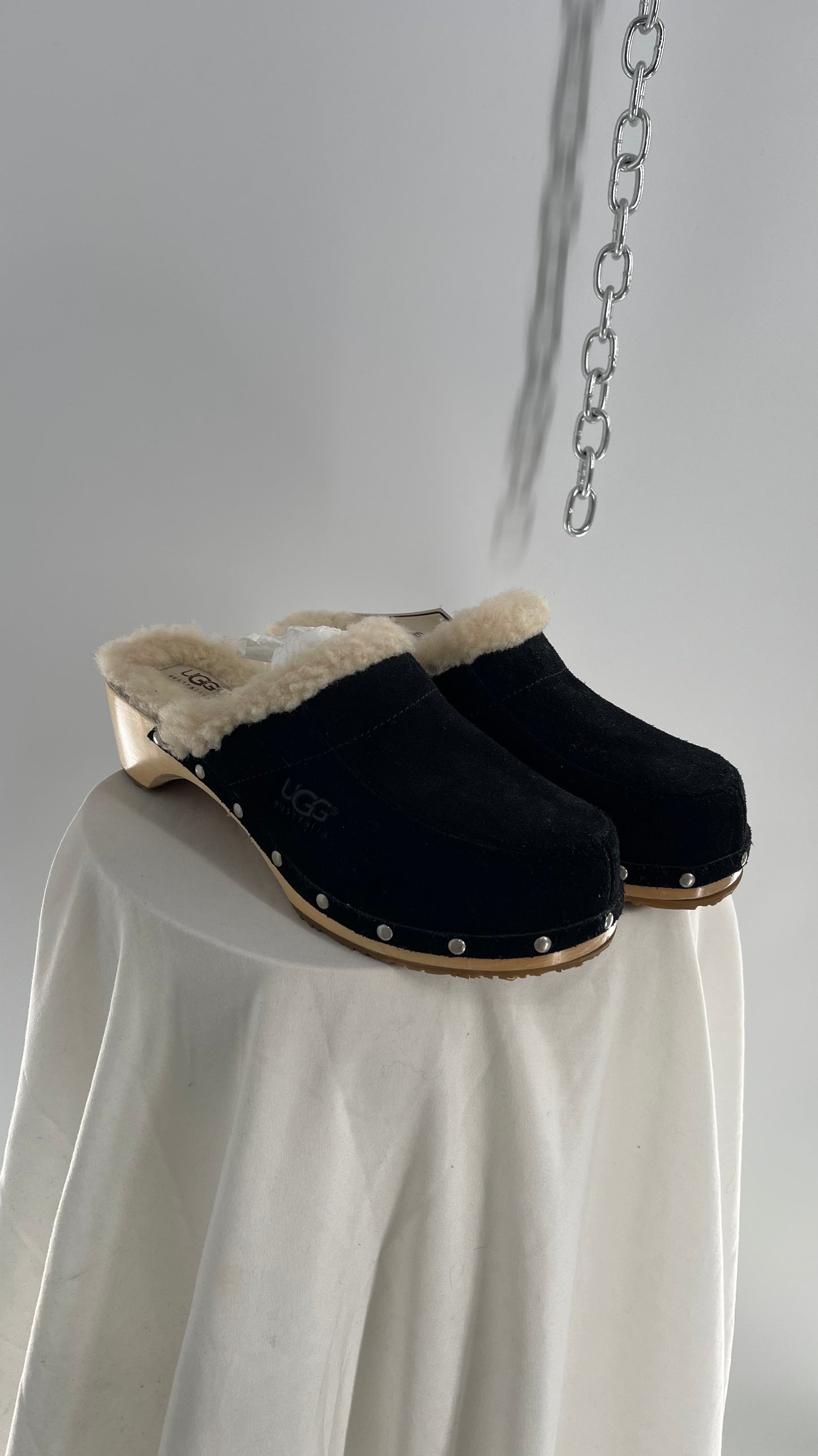 UGG Vintage Side Studded Black Suede Fur Lined Wooden Clog (8)