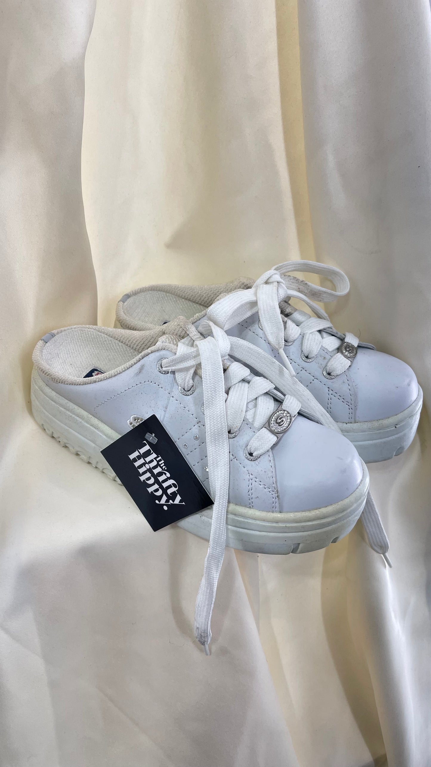 Vintage White Sketchers Slip on Platform Jammer Sneakers with Bedazzled Details (6)
