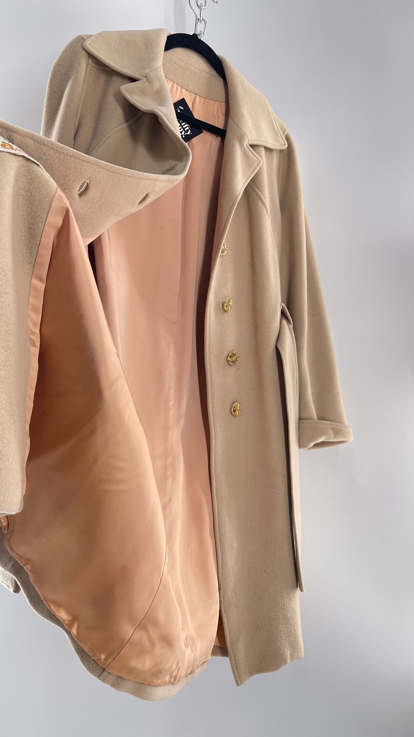 Vintage 100% Amicale Cashmere Beige Cream Coat with Apricot Satin Lining (C) (S/M)