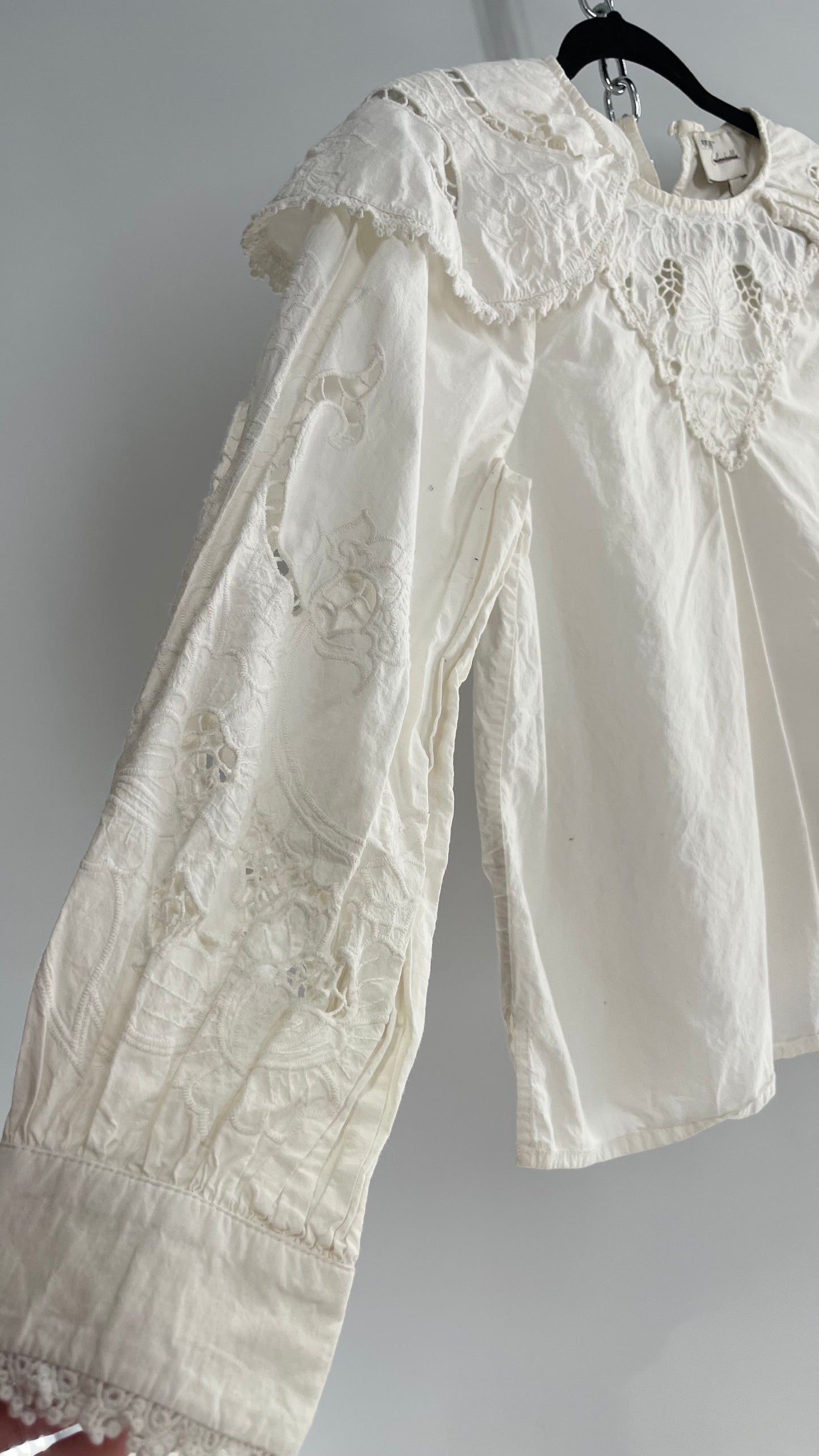 CLEOBELLA White Cotton Prairie Blouse with Lace Balloon Sleeves and Collar (Small)