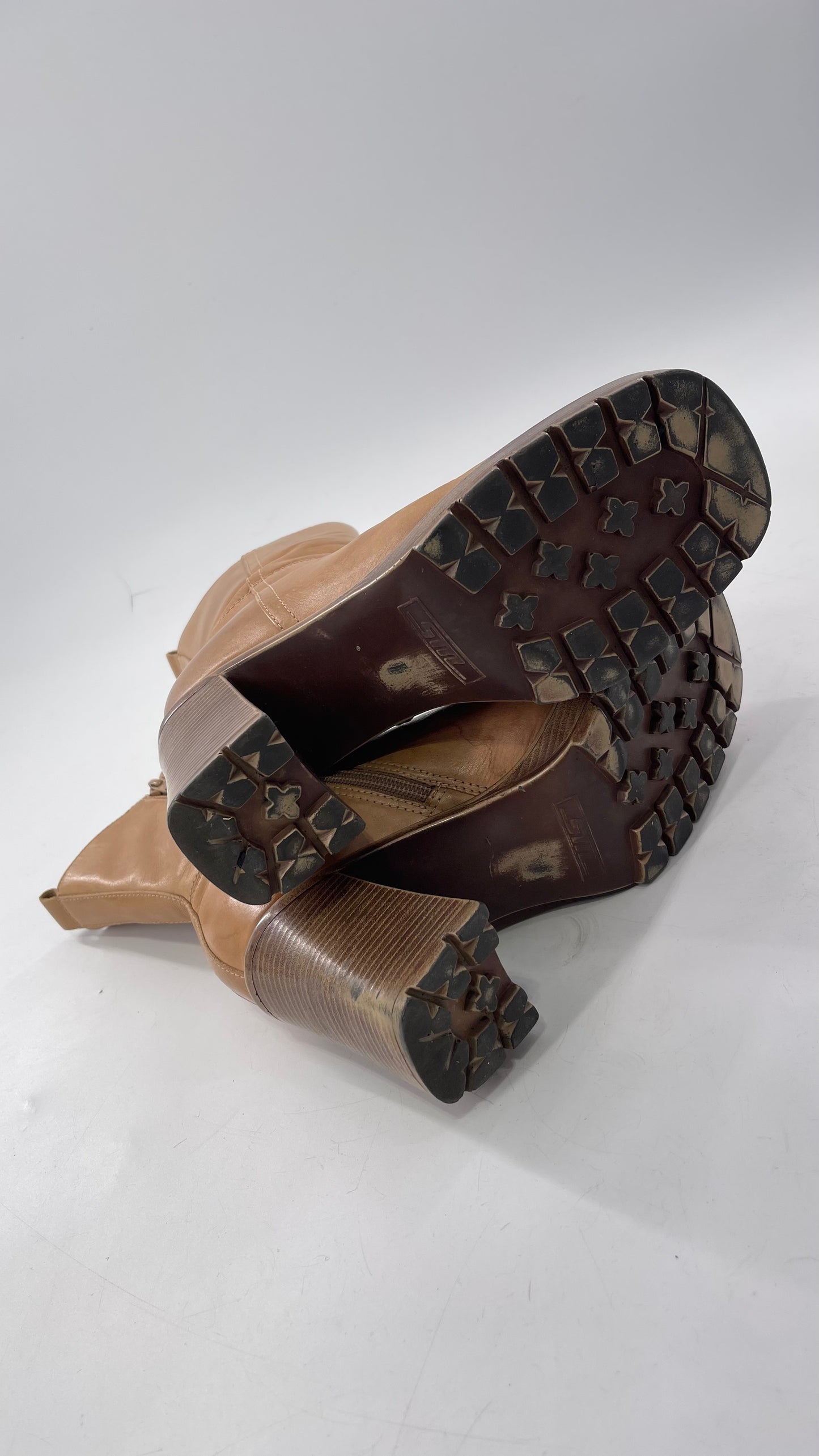 Vintage 90s Steve Madden Tan Leather Funky Square Toe Boot with Platform and Chunky Heel