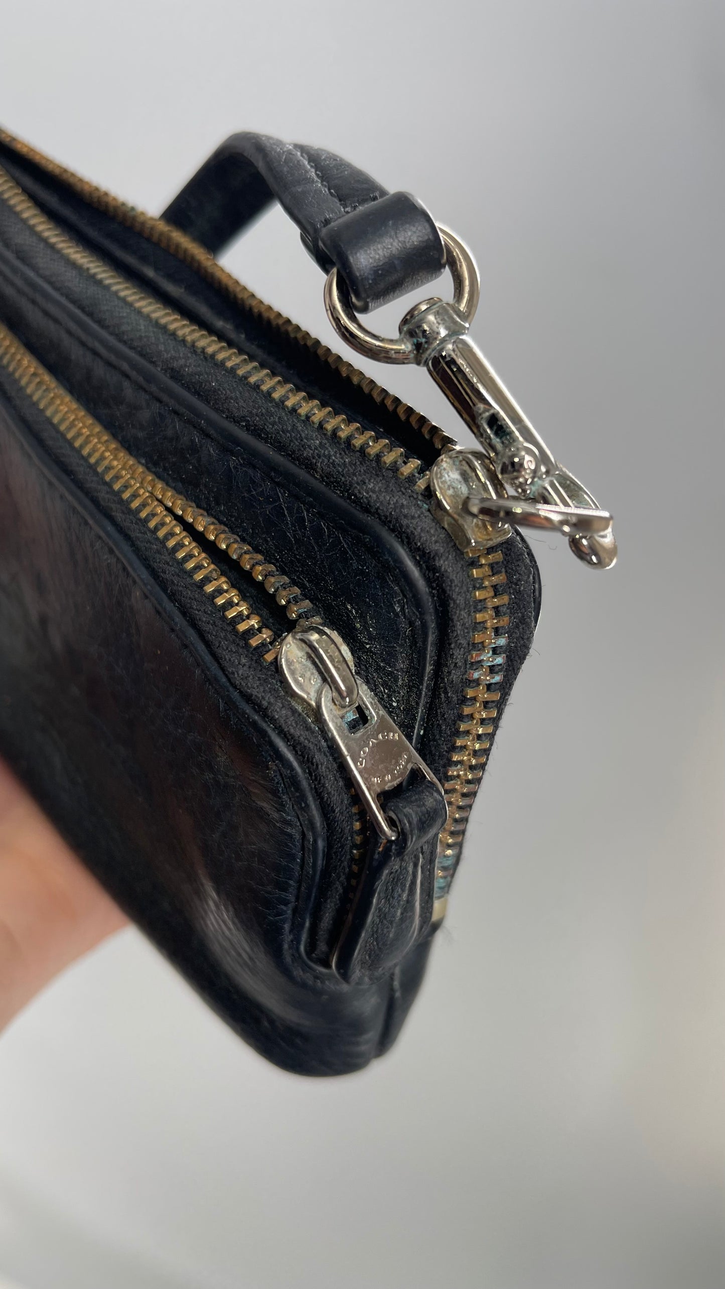 Vintage COACH Black Leather Coin Pouch Wallet