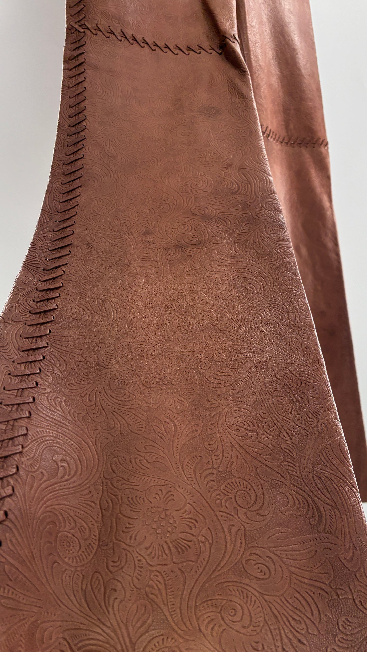 Vintage Embossed Paisley Patterned Genuine Leather Pants with Stitching Details (No Label Unbranded, S)