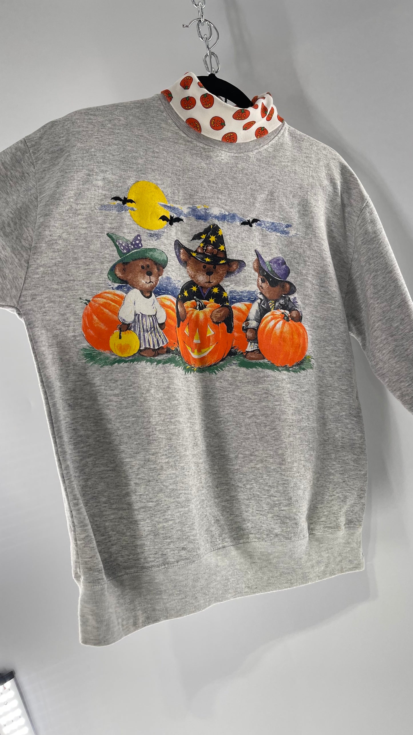 Vintage Halloween Turtle Neck Teddy Bear Sweater (Medium)