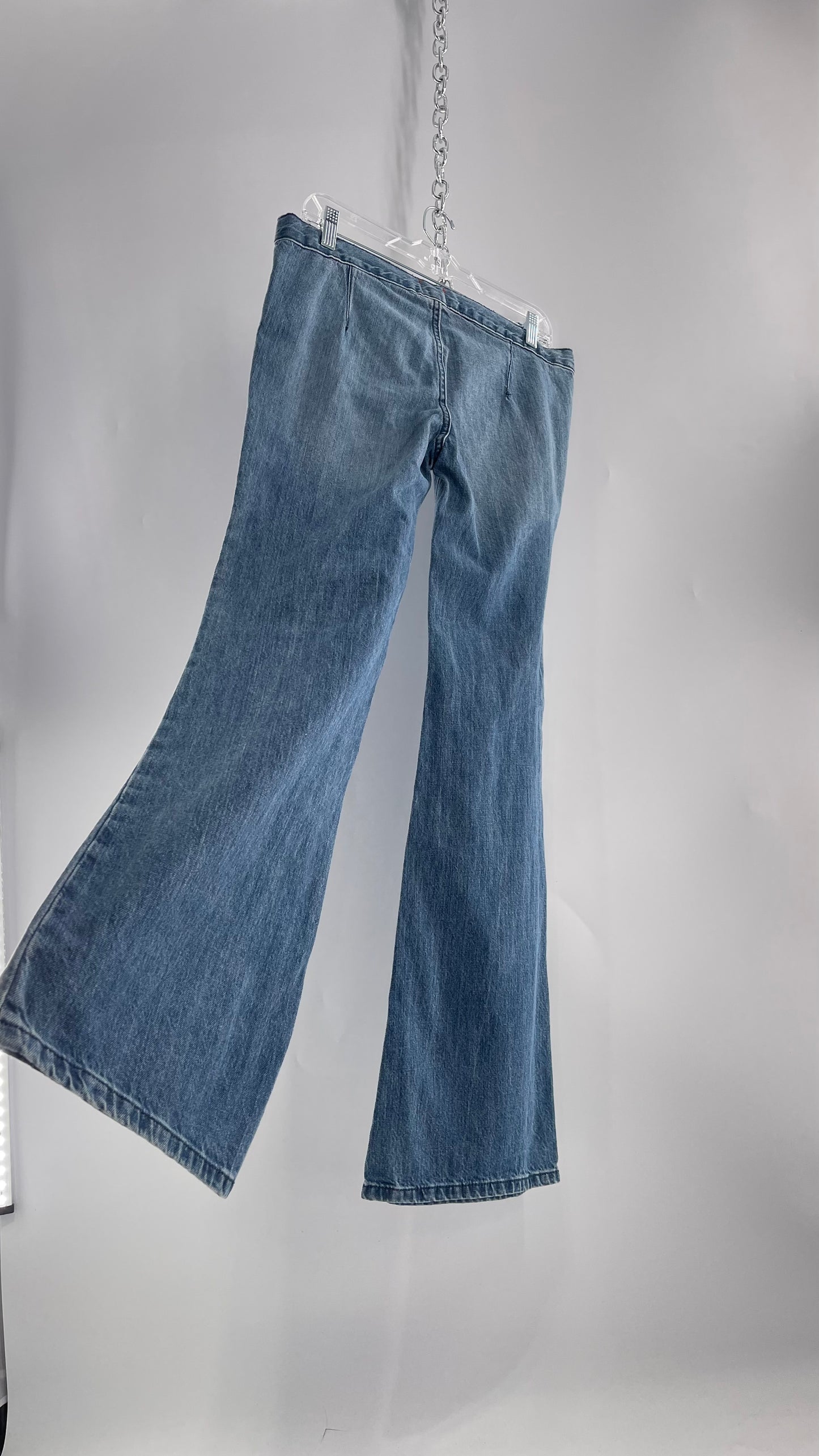BDG Jeans Medium Wash Low Waisted Kickflares (27)