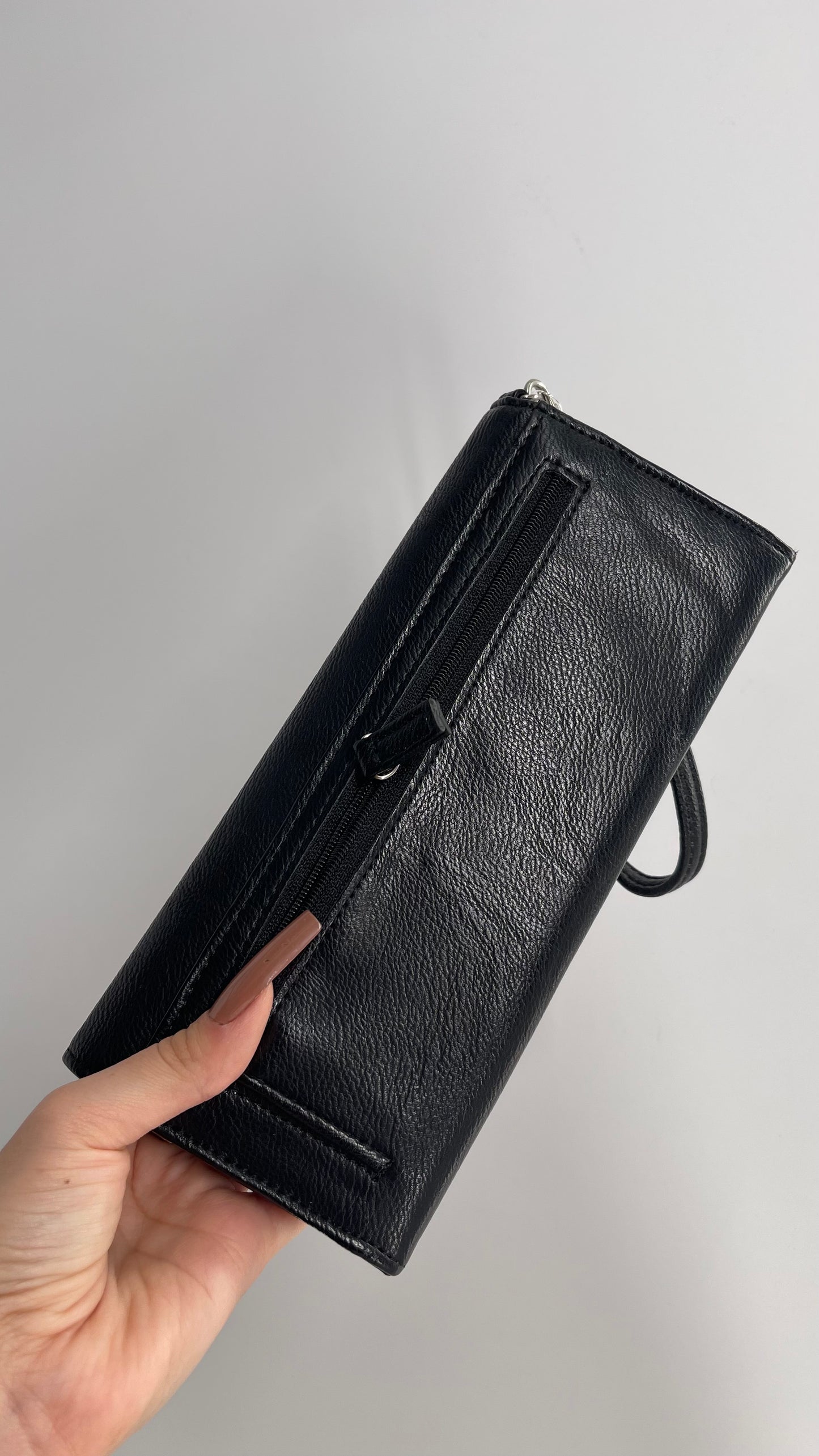 Leather Clutch Style Wristlet Wallet
