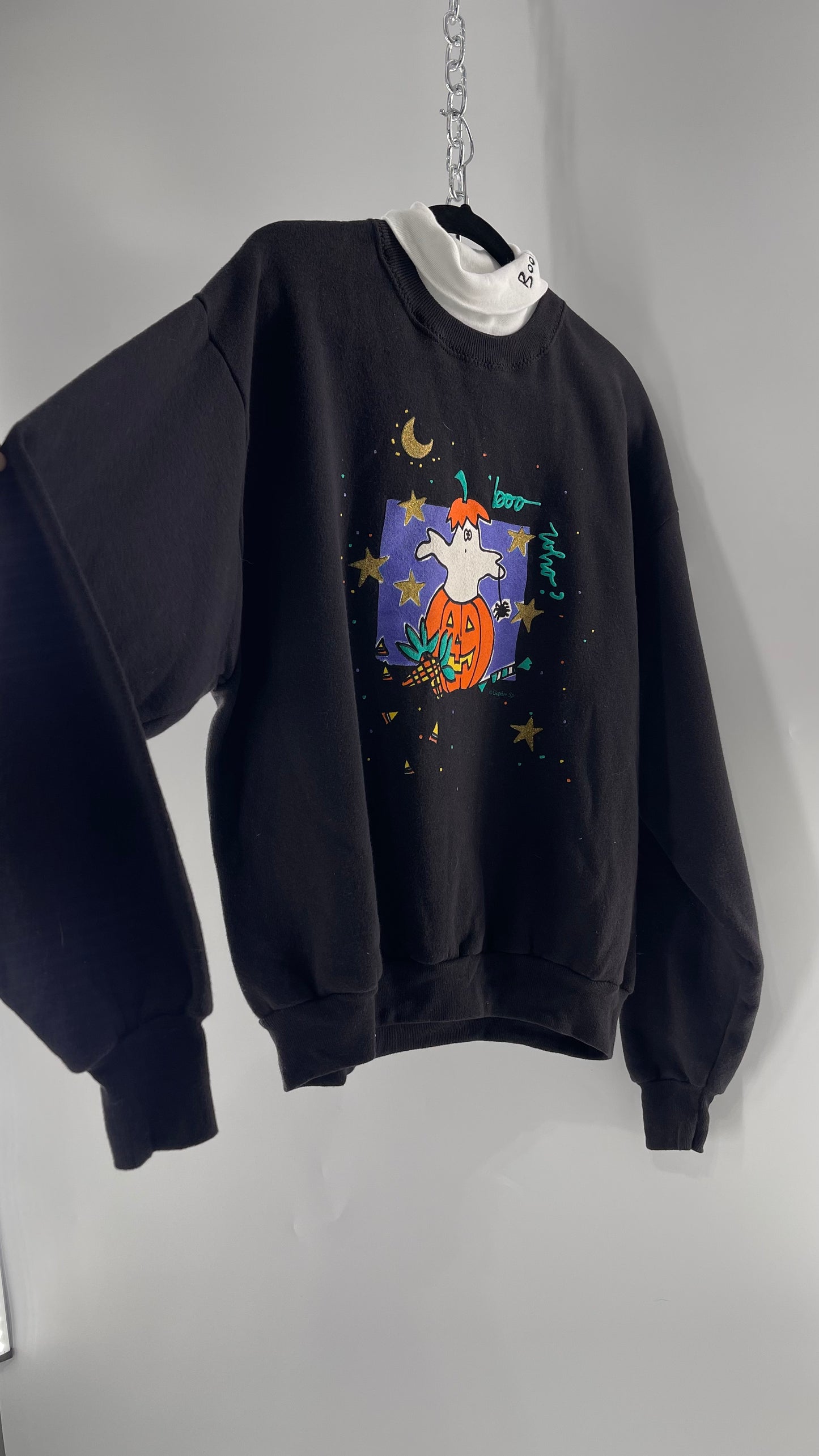 Vintage Black Halloween Graphic Crewneck with White Turtleneck Detail and Boo Embroidery (Large)