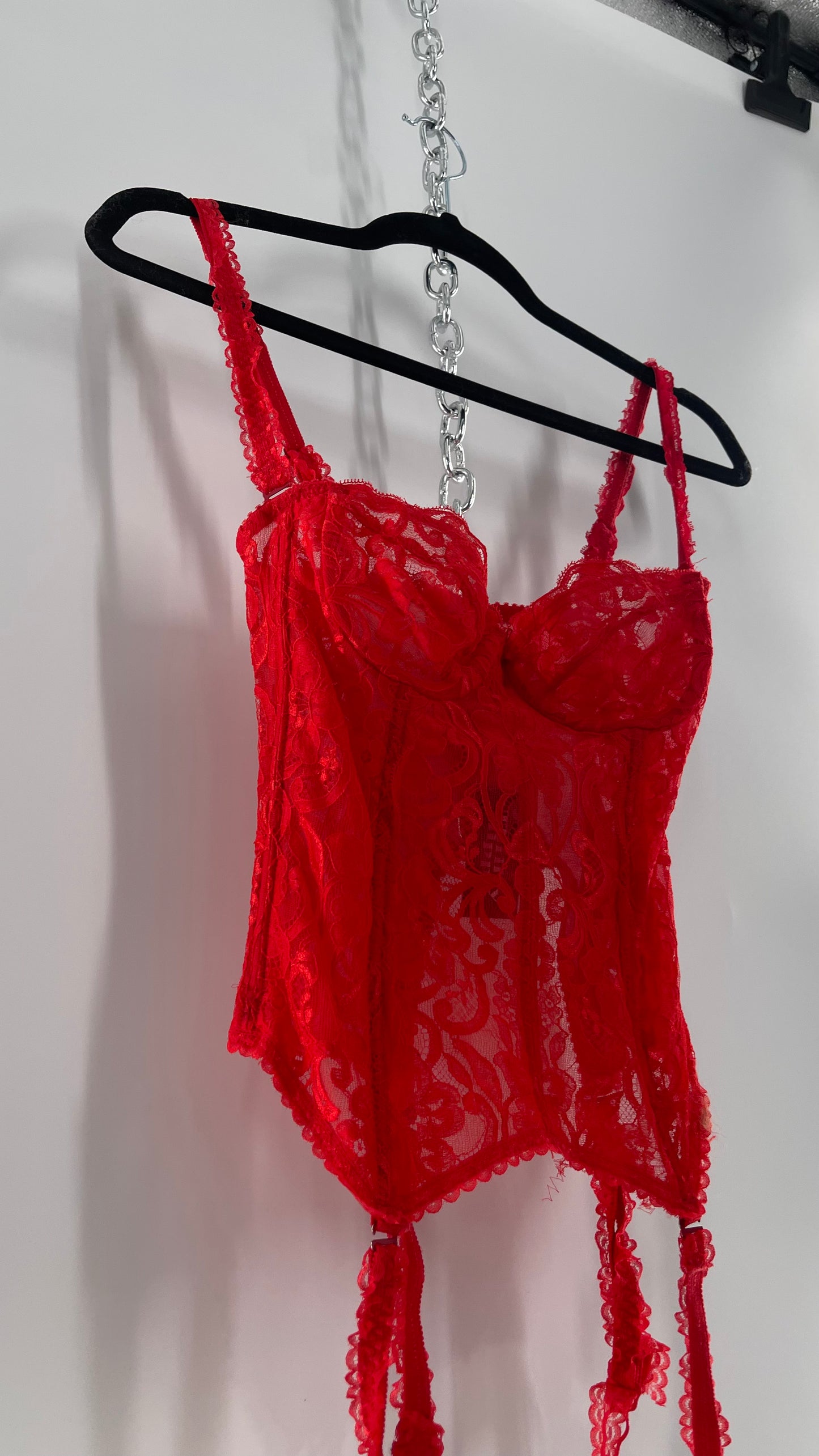 90s Vintage Red Lace Corset with Ruffled Sleeves and Removable Garter Straps (32B)