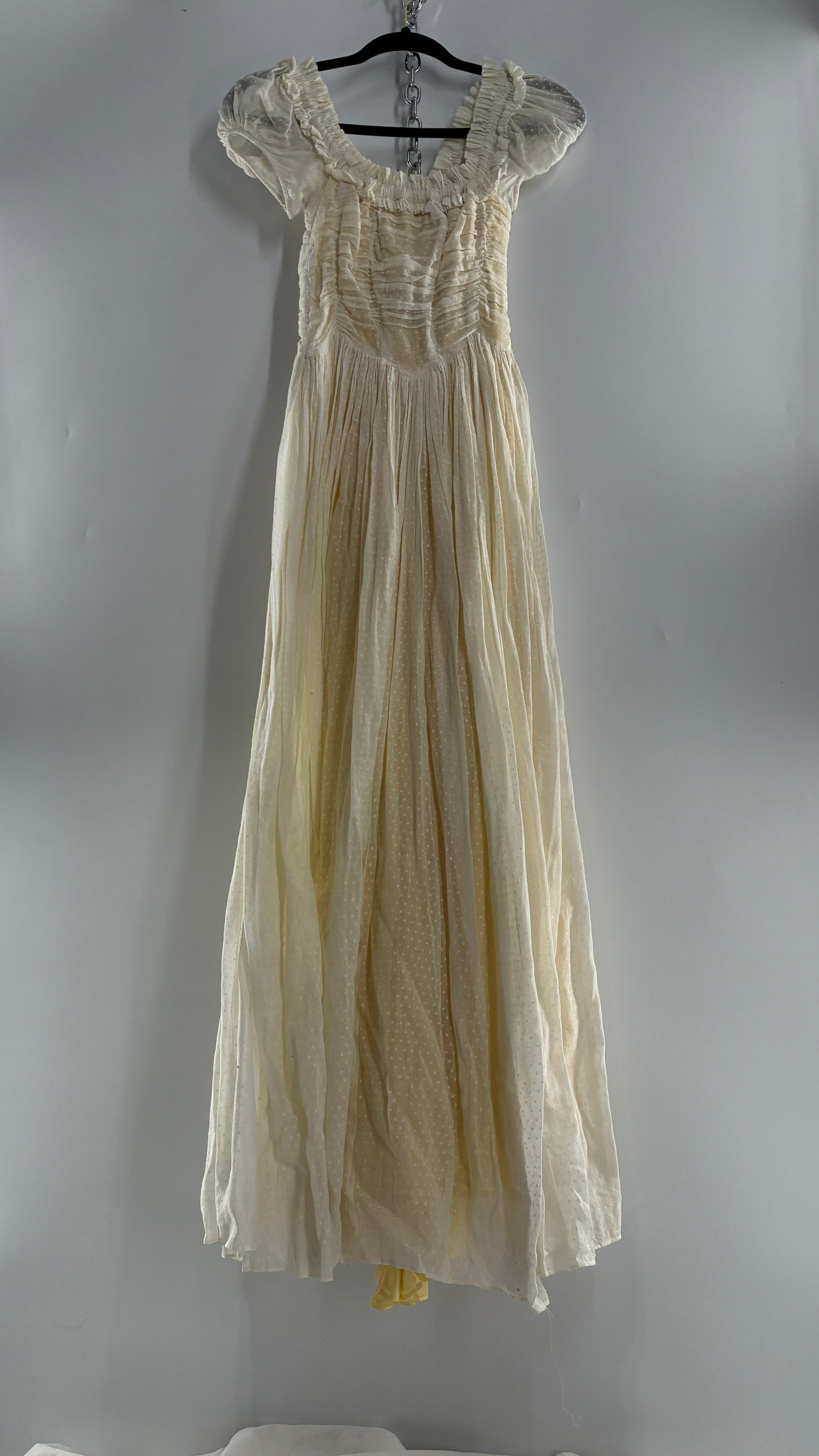 Vintage 1970s Off White Cotton Handmade Maxi Dress with Ruched Bodice, Puff Sleeves, and Polka Dot Texture (XS/S)