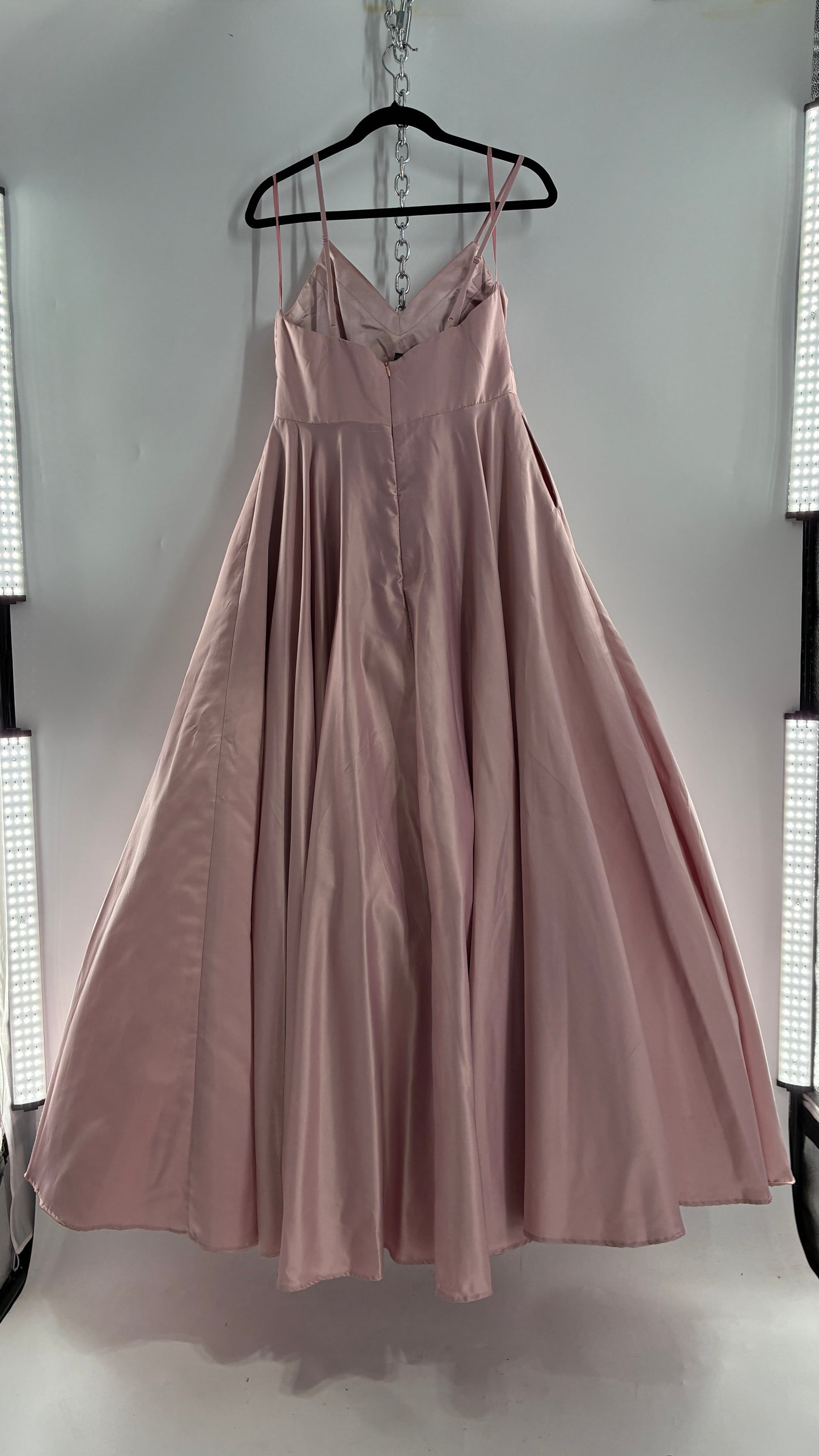 Vintage DANCING QUEEN Dusty Pink Voluminous Ballgown with Multiple Layers of Tulle (XL)