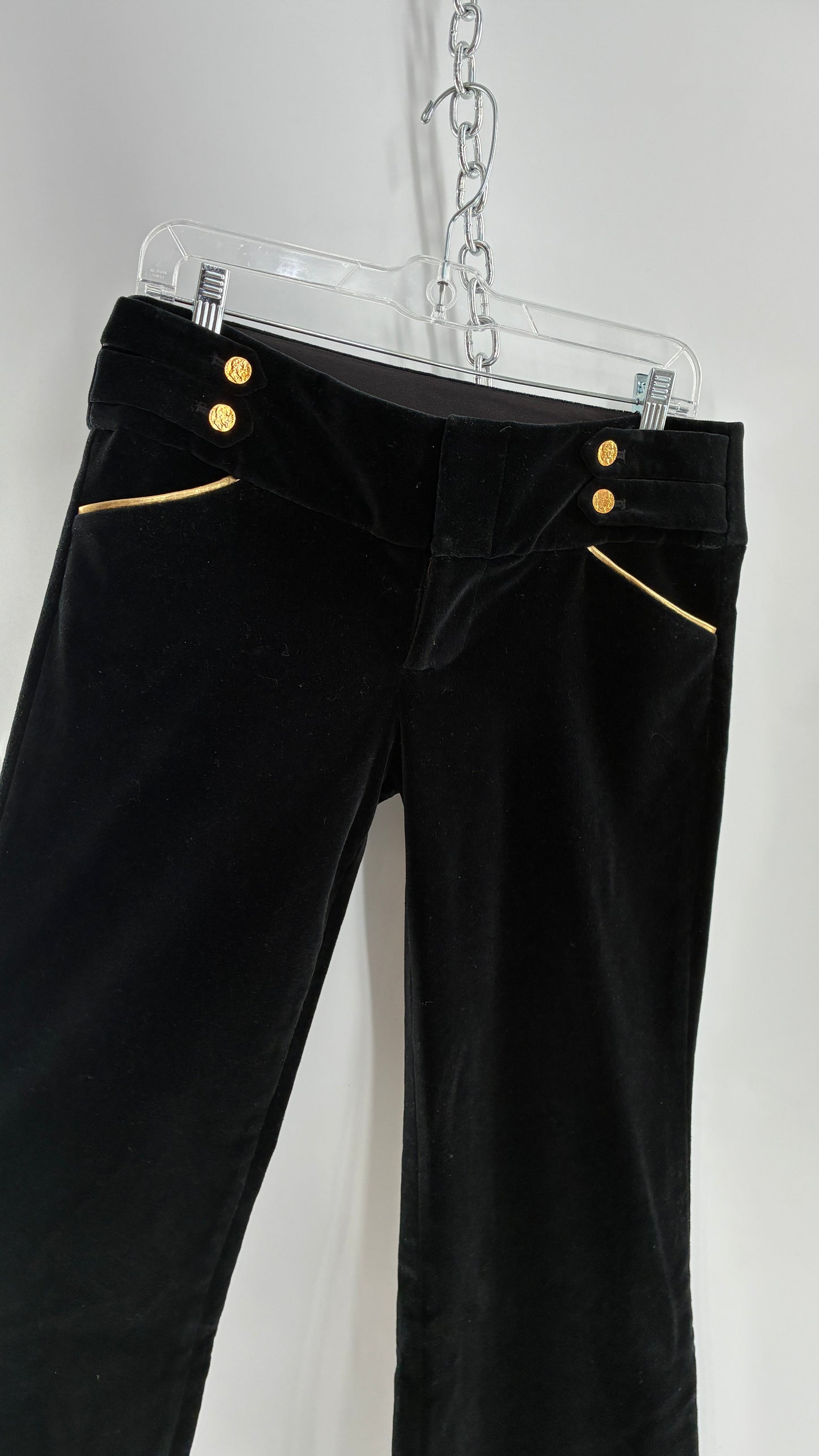 Vintage Alice + Olivia Thick Black Velour Low Rise Kickflare Pants with Thick Waistband with Gold Coin Detailing (6)