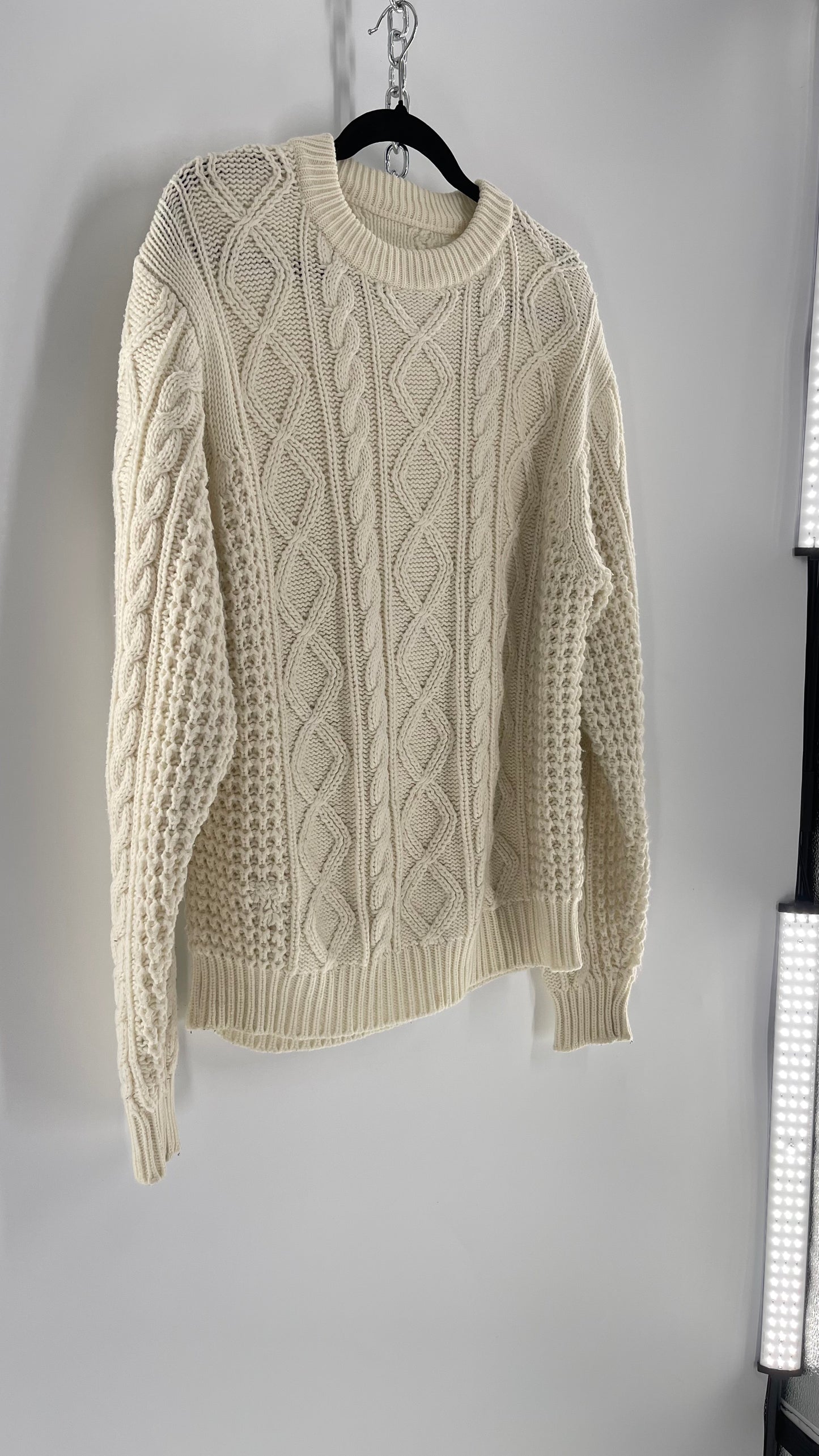 Vintage Ivory Cableknit Slouchy Sweater (Large)