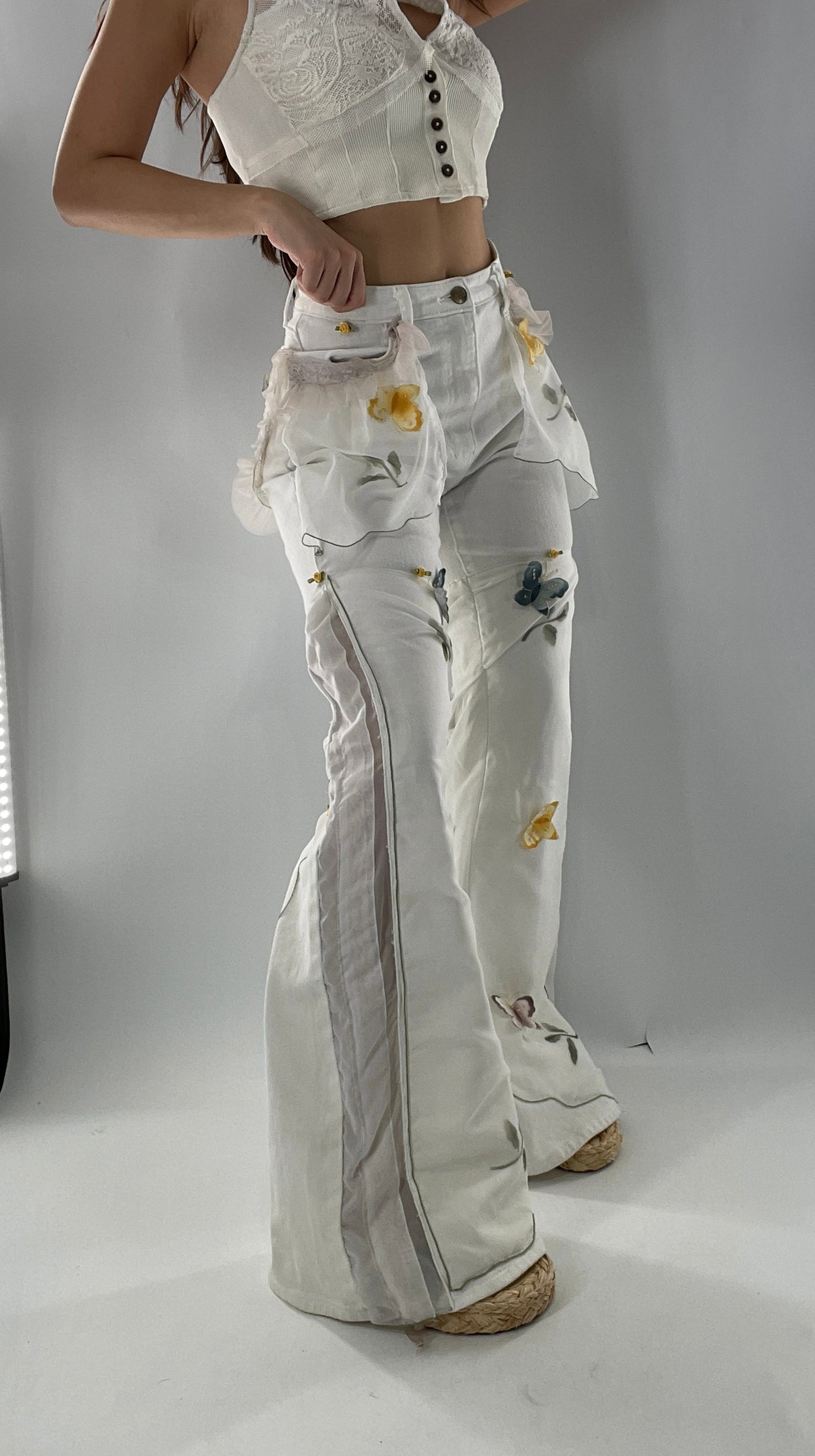 Remade Upcycled Lee White Jeans with Drawstring Adjustable Length, Lace Trim Pockets, Embroidery and Appliqué Details (27)