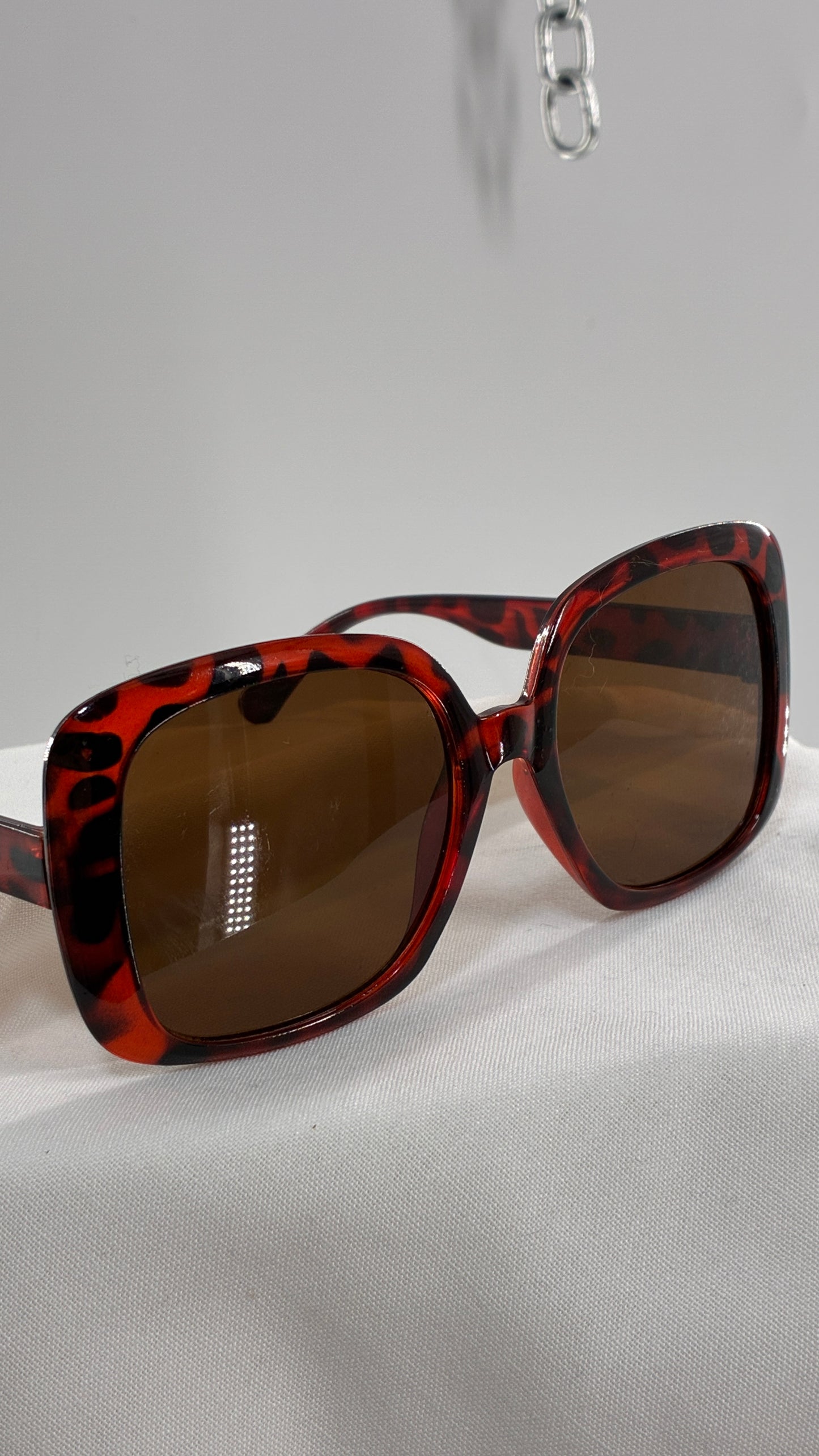 Vintage Oversized Turtle Shell Sunglasses