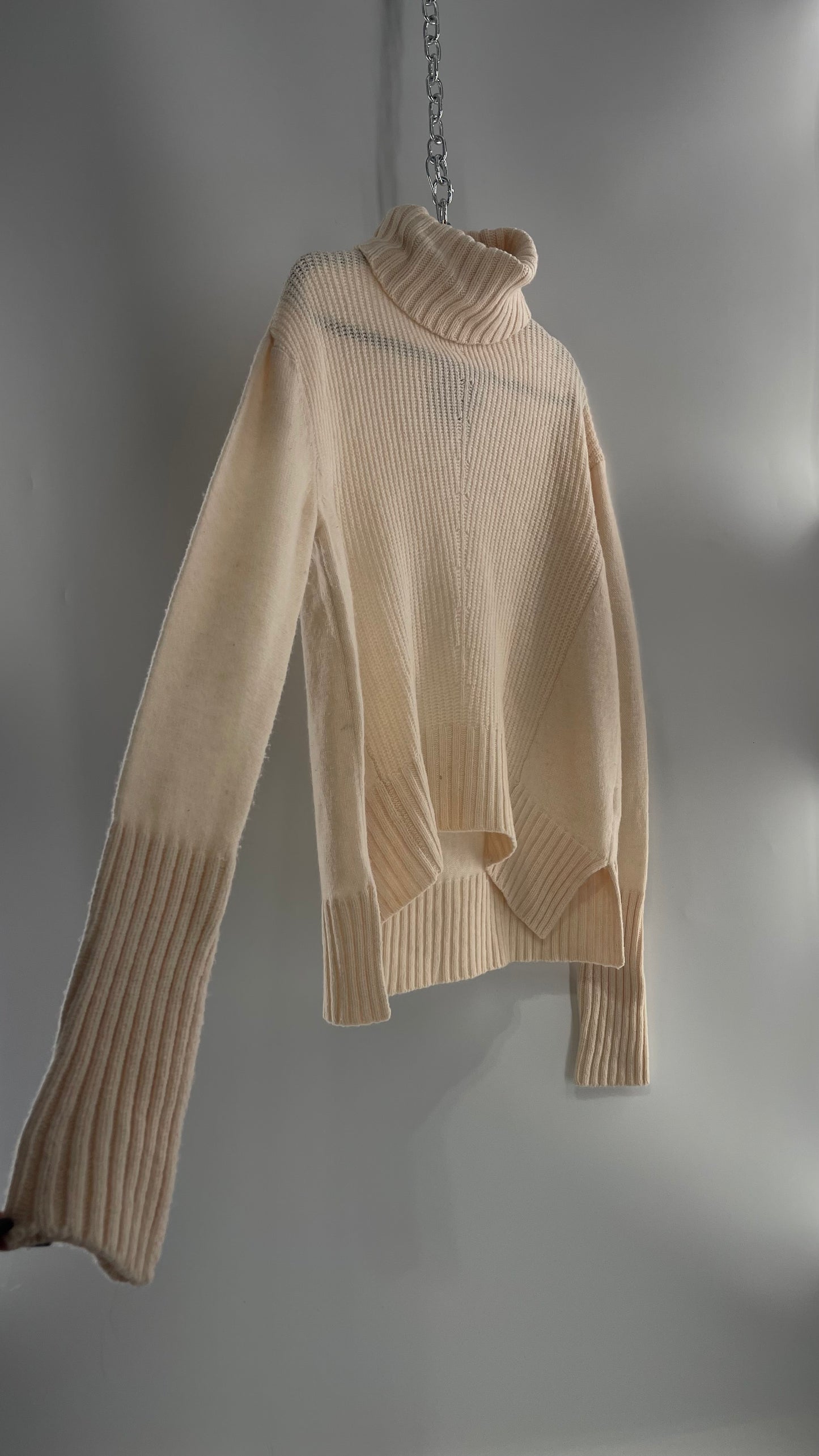 MOTH Anthropologie 80% Wool Ivory Off White Knit Turtle Neck Sweater (Small)