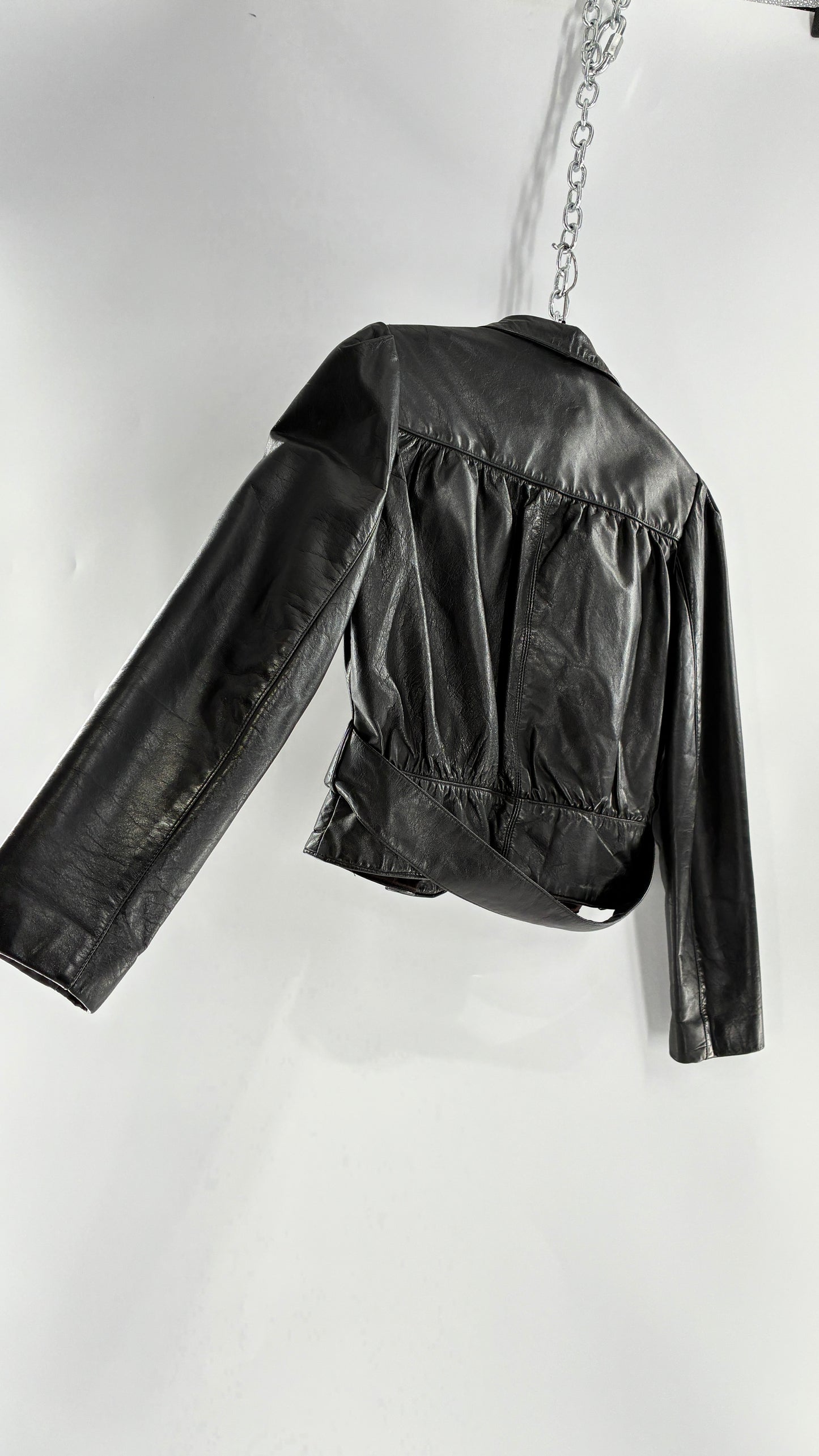 Vintage FIDELITY LEATHERS Cropped and Collared Motorcycle Jacket (Small)