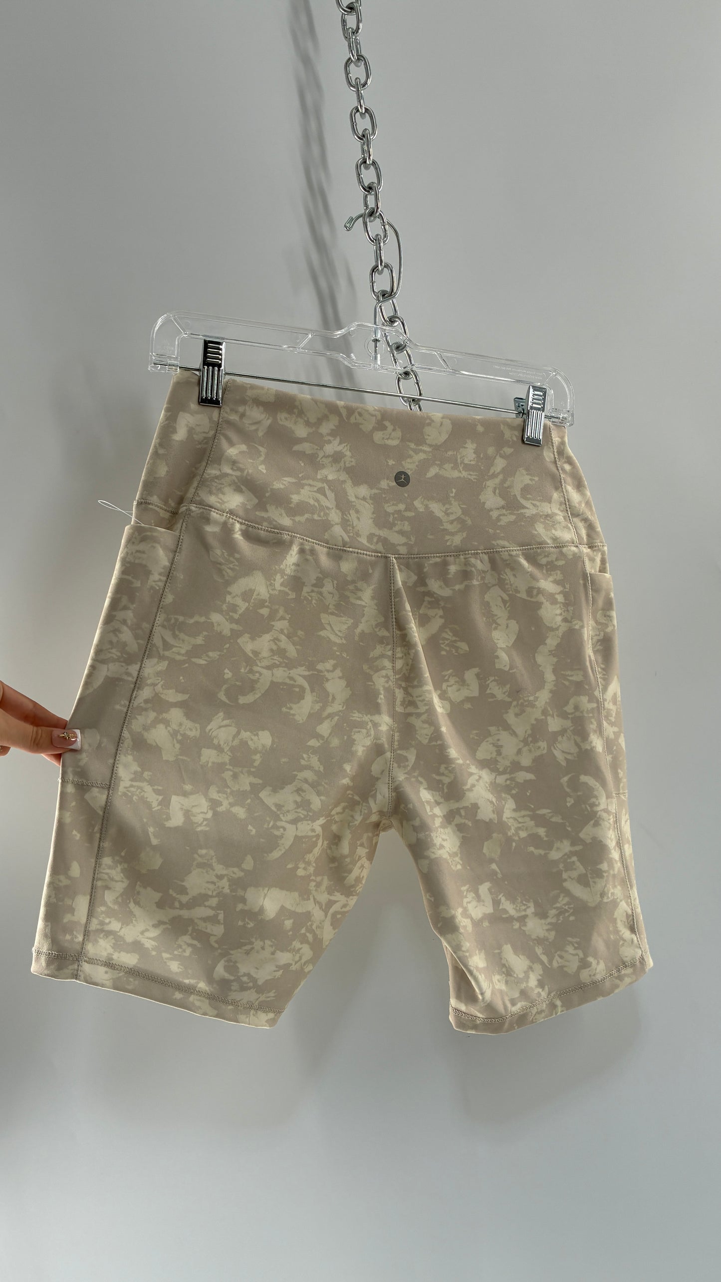 DANSKIN Beige Biker Short with Tags Attached (Large)