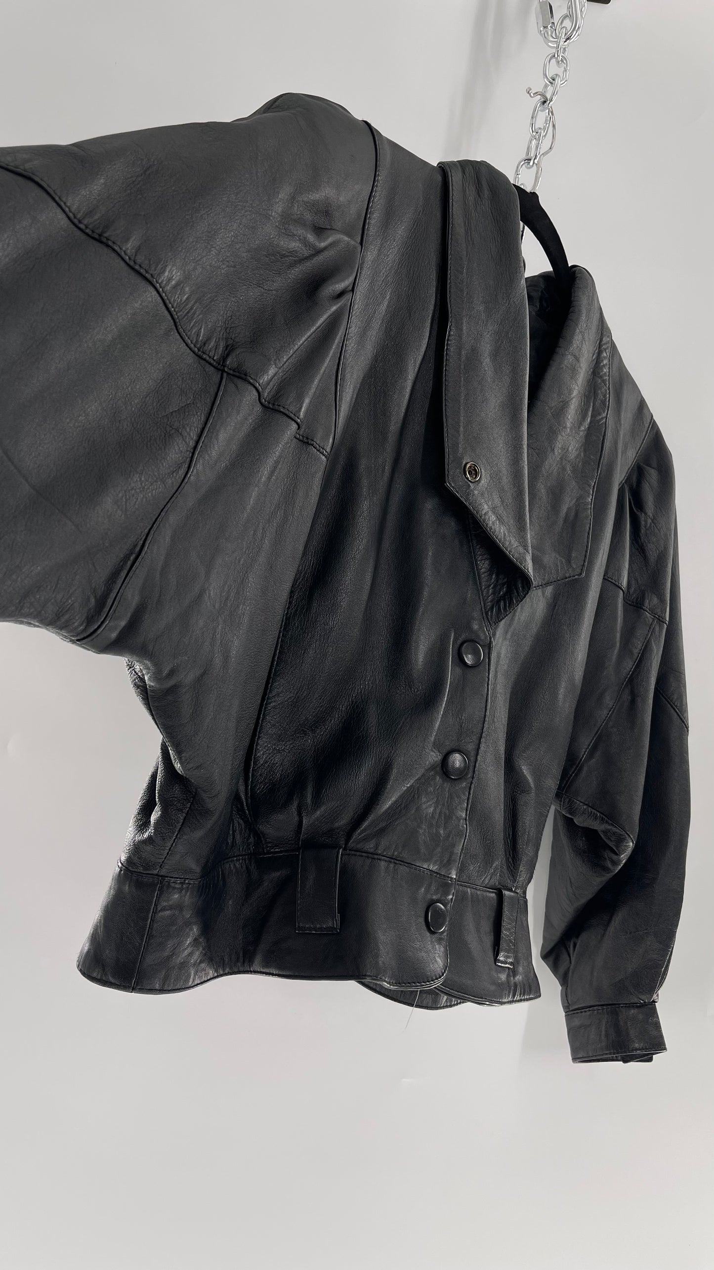 Vintage Black Leather Cropped Motorcycle Jacket (Medium)