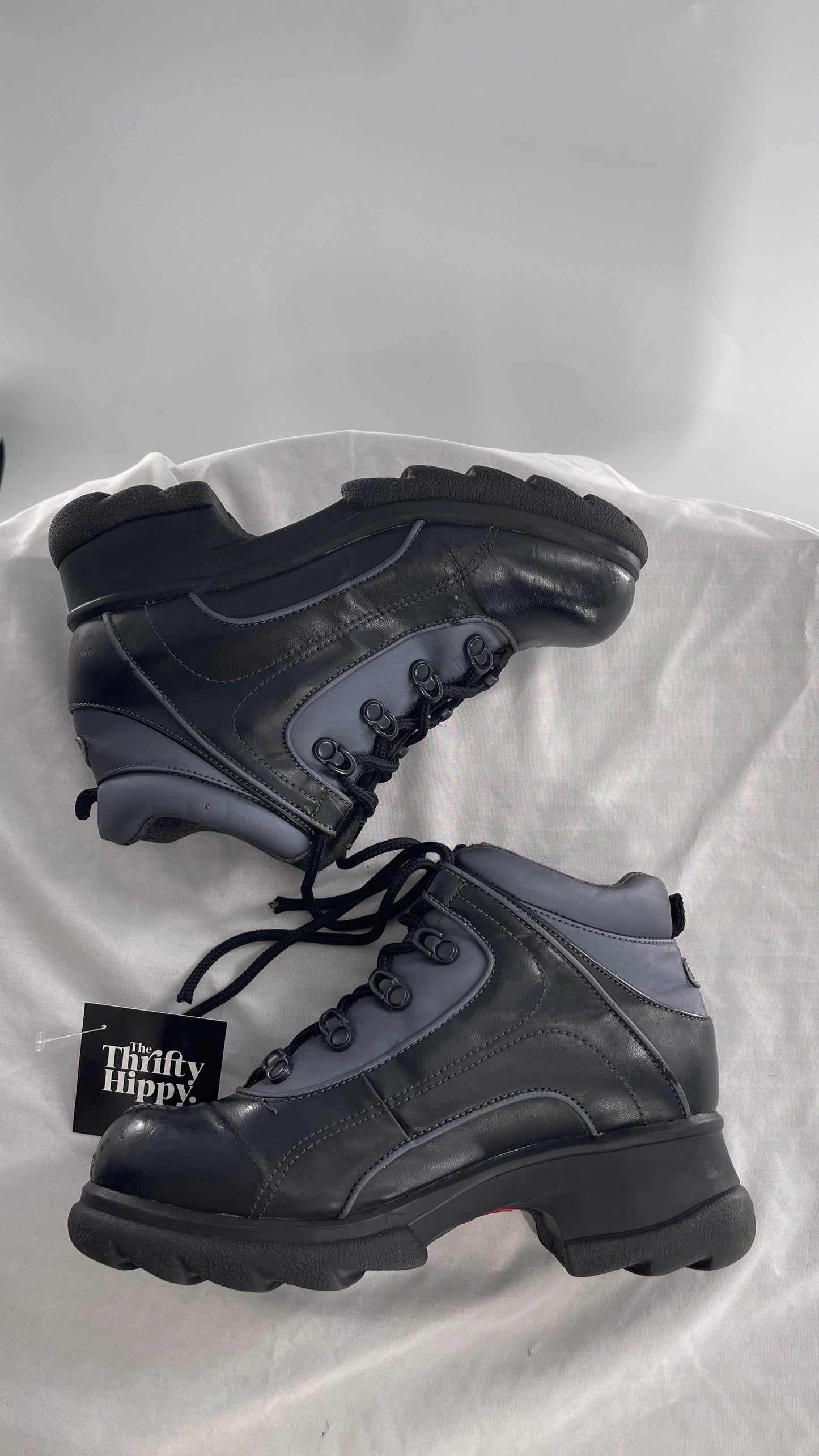 1990s Vintage SPORTO Metallic Blue and Black Round Toe Platform Sneaker Boot (9)