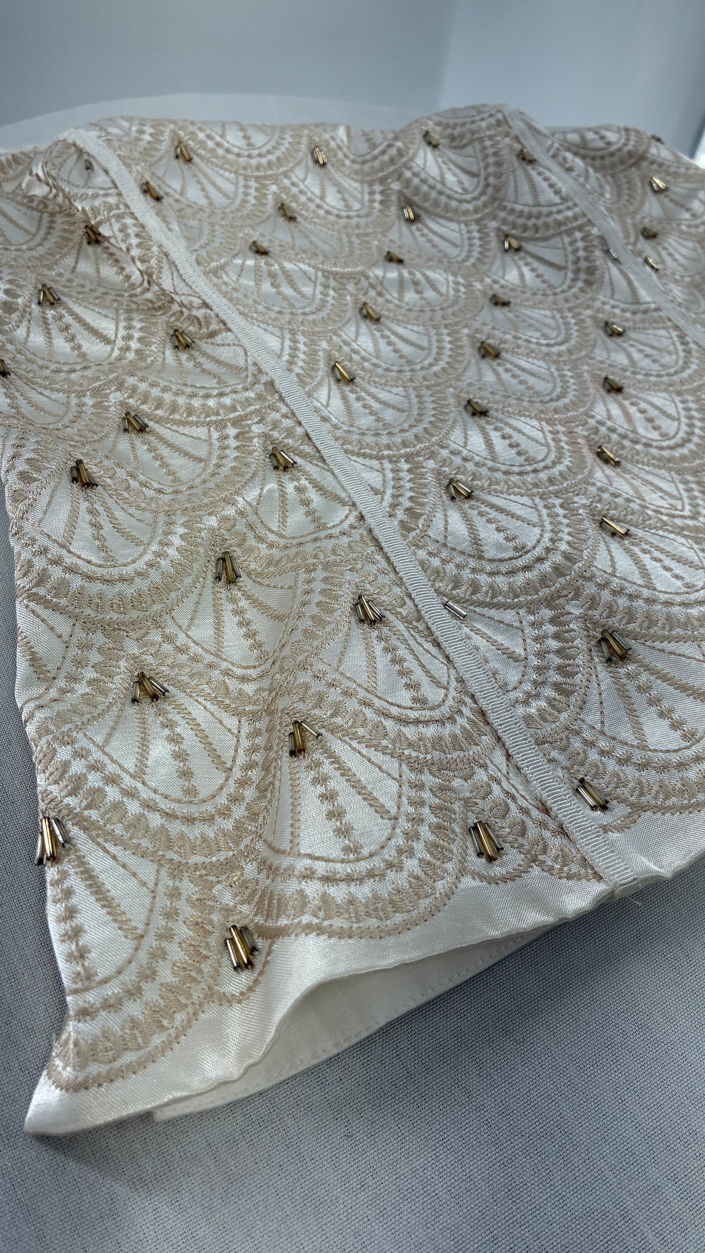 Vintage 1990s Corset White House Black Market Ivory Embroidered and Beaded Corset (6)