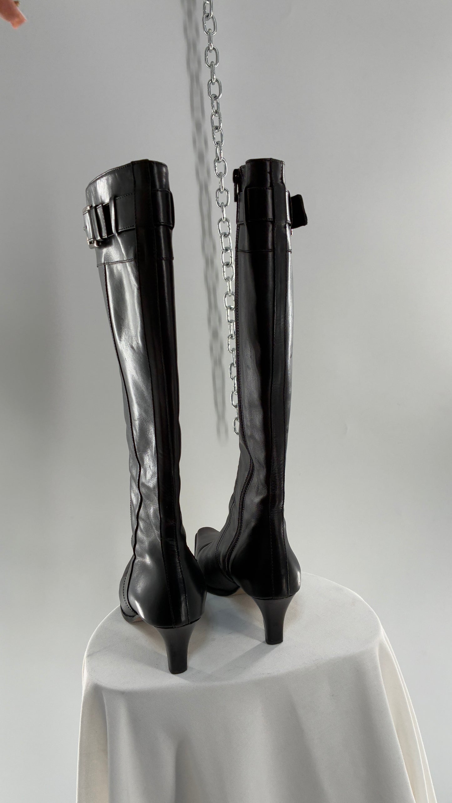 Vintage COACH Adrianna Black Leather Kitten Heel Knee High Boots (7.5)