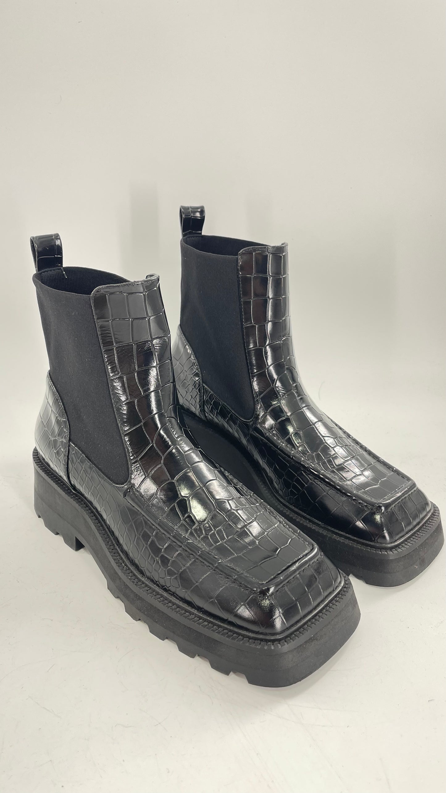 INTENTIONALLY Black Patent Crocodile Embossed Extreme Square Toe Boots (10)