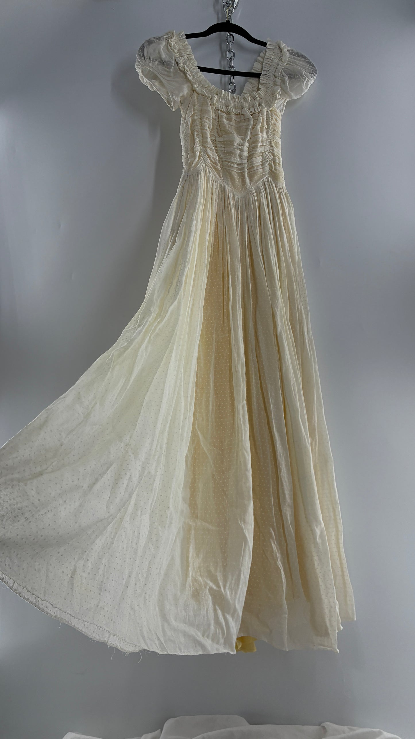 Vintage 1970s Off White Cotton Handmade Maxi Dress with Ruched Bodice, Puff Sleeves, and Polka Dot Texture (XS/S)