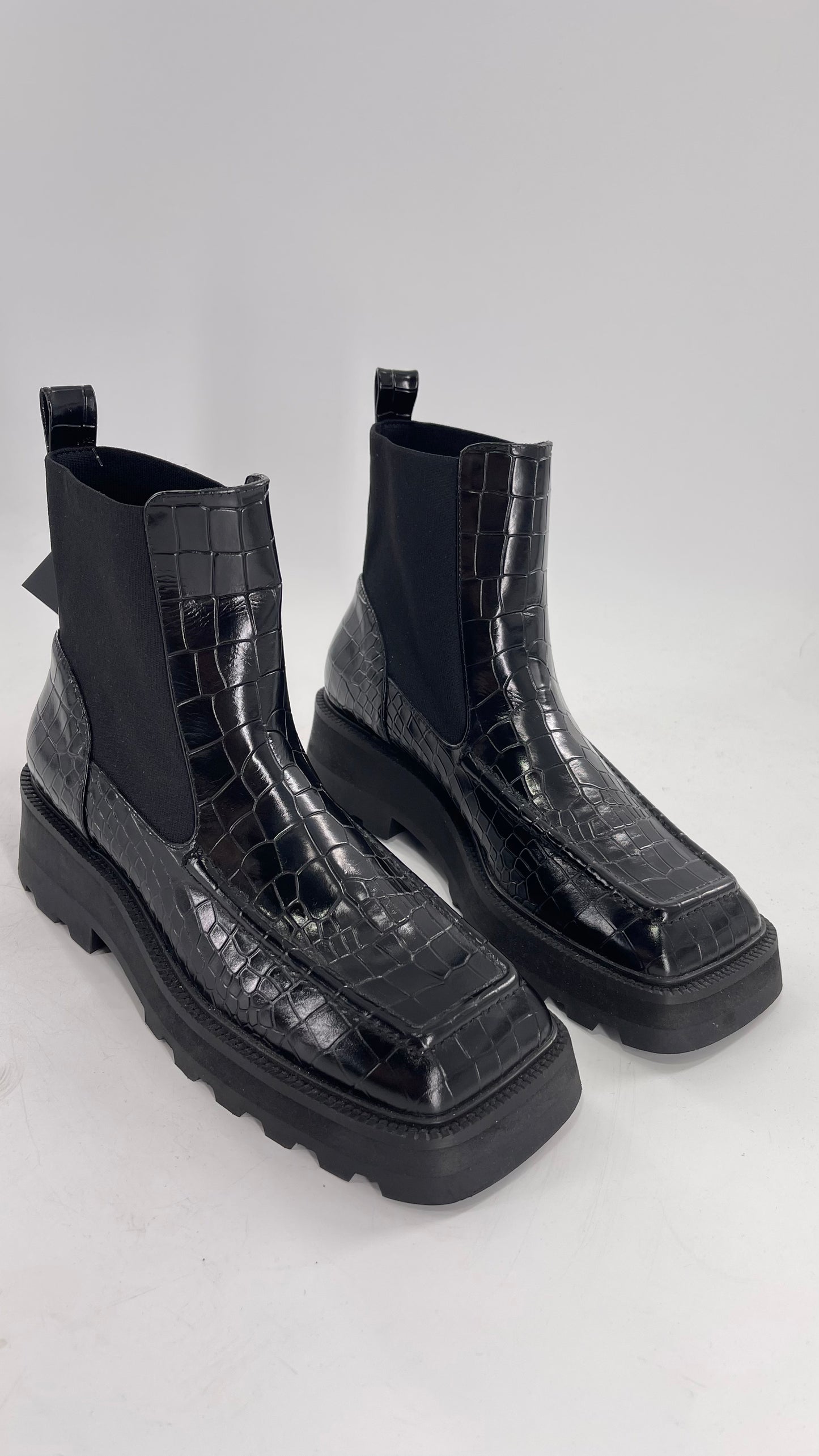 INTENTIONALLY Black Patent Crocodile Embossed Extreme Square Toe Boots (10)